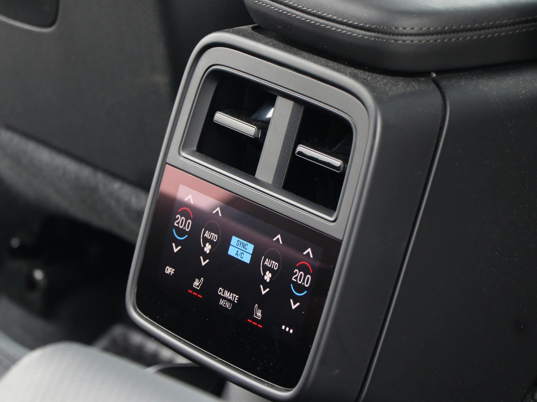 Porsche Taycan view 25