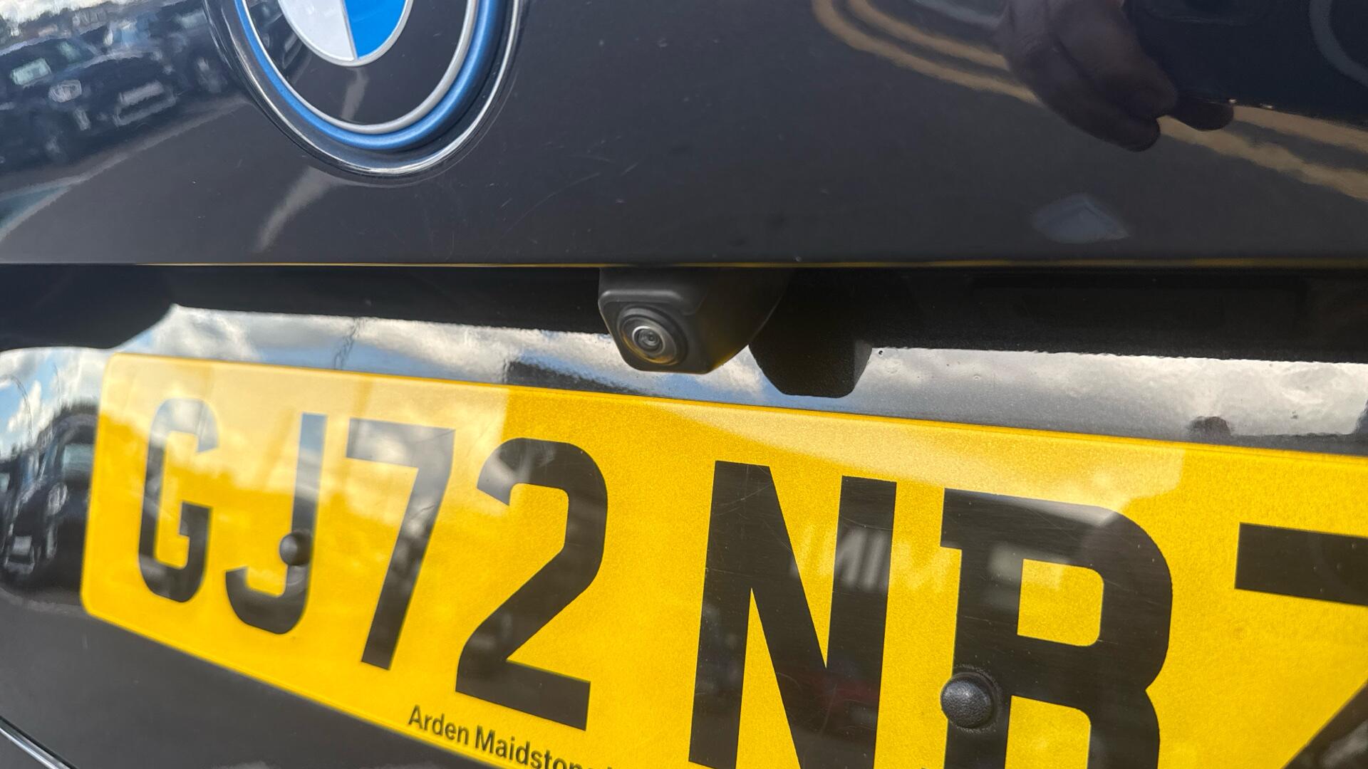 BMW X5 view 32