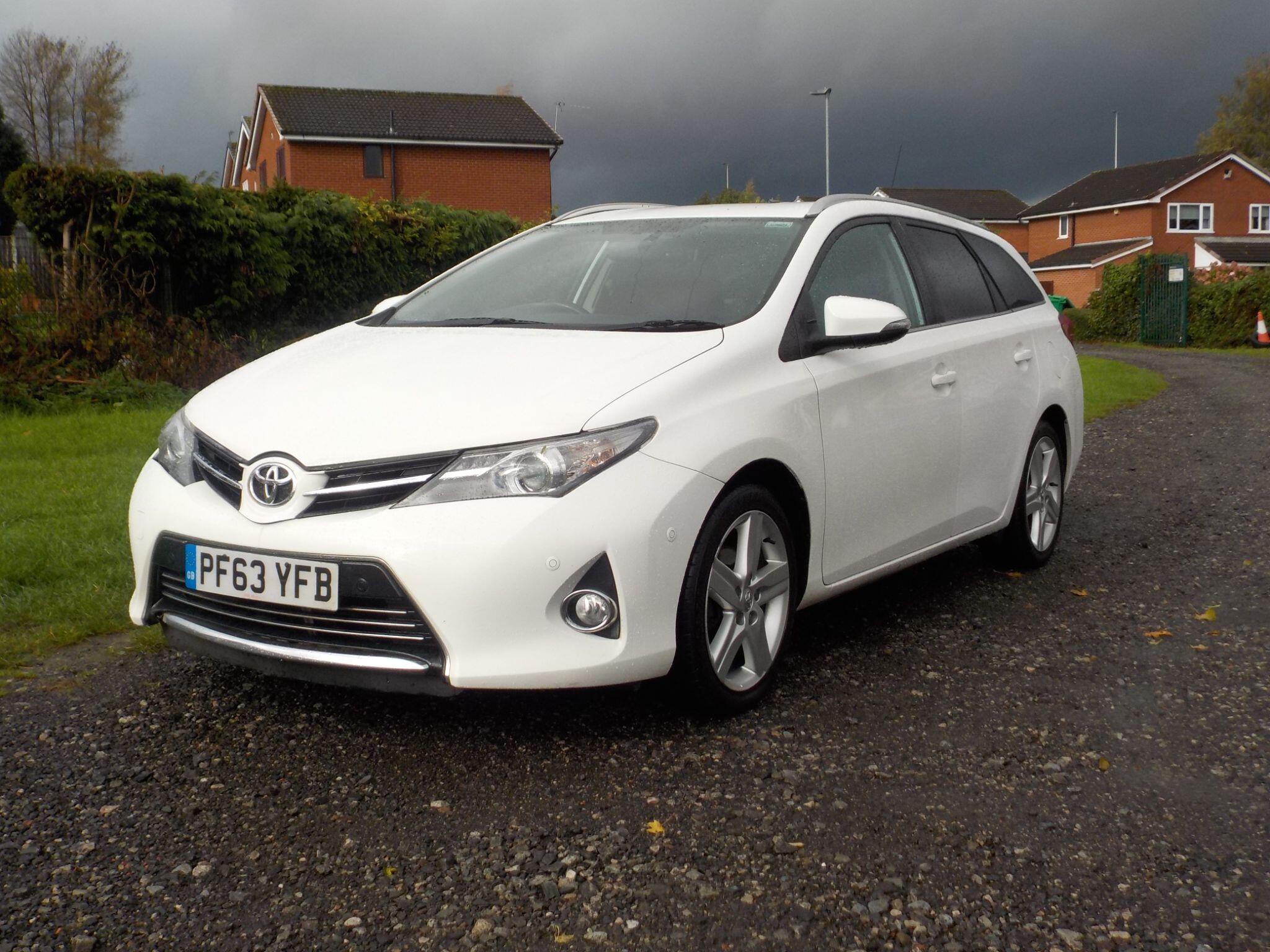 Toyota Auris 1.6 V-Matic Excel Touring Sports Euro 5 5dr