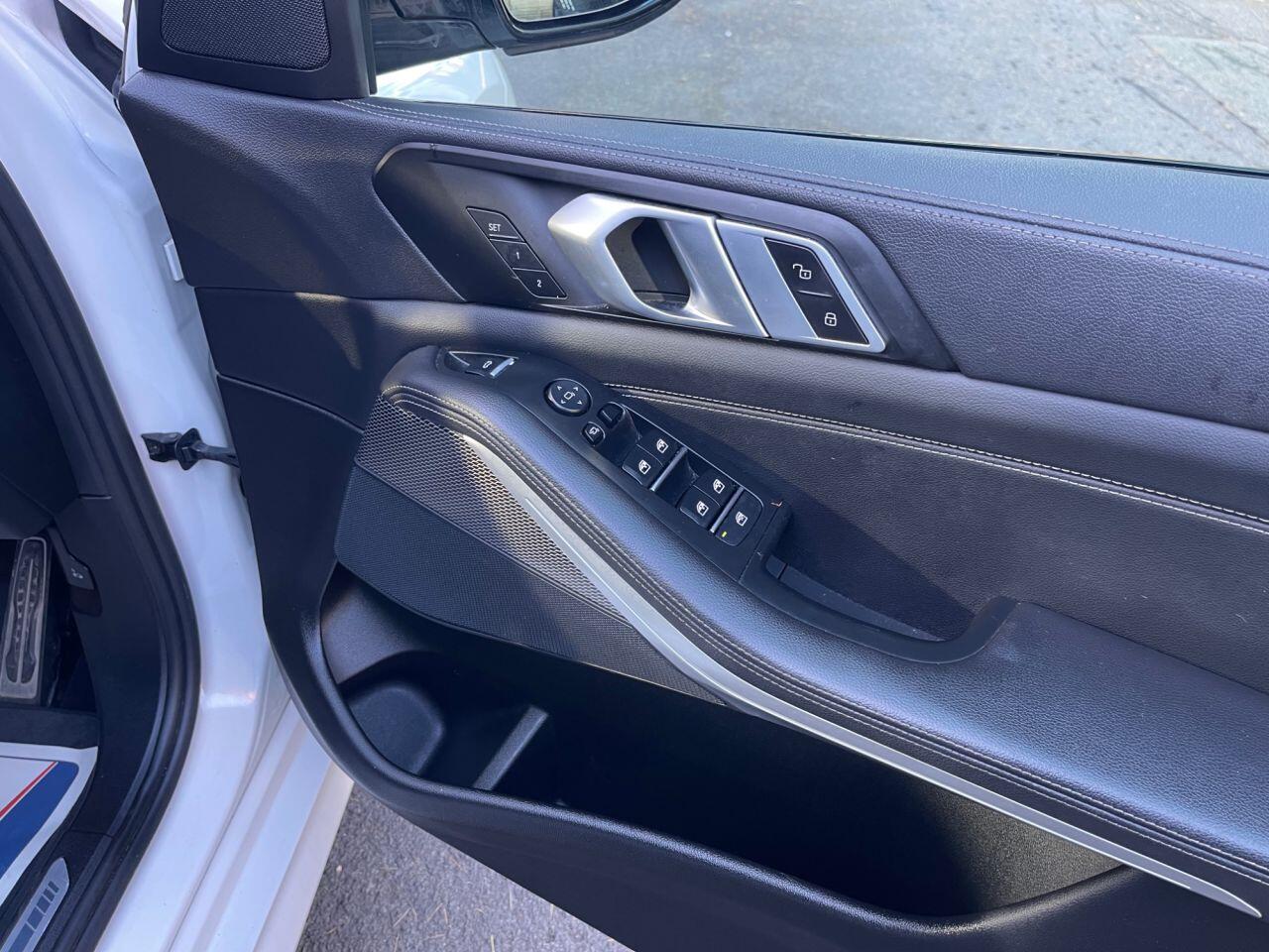 BMW X5 view 23