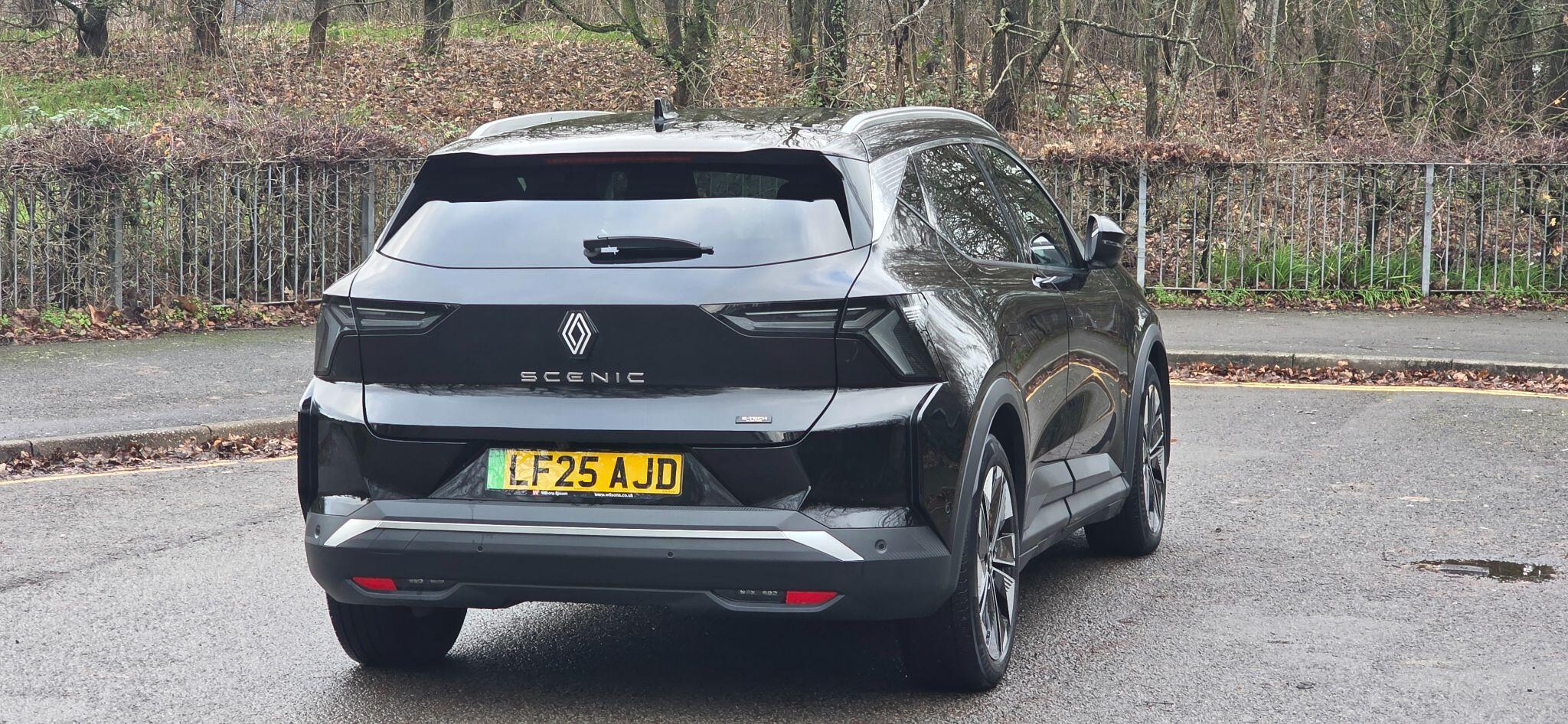 2025 Renault Scenic E-Tech long range 87kWh techno Auto 5dr (22kW Charger) • 186 miles image 8