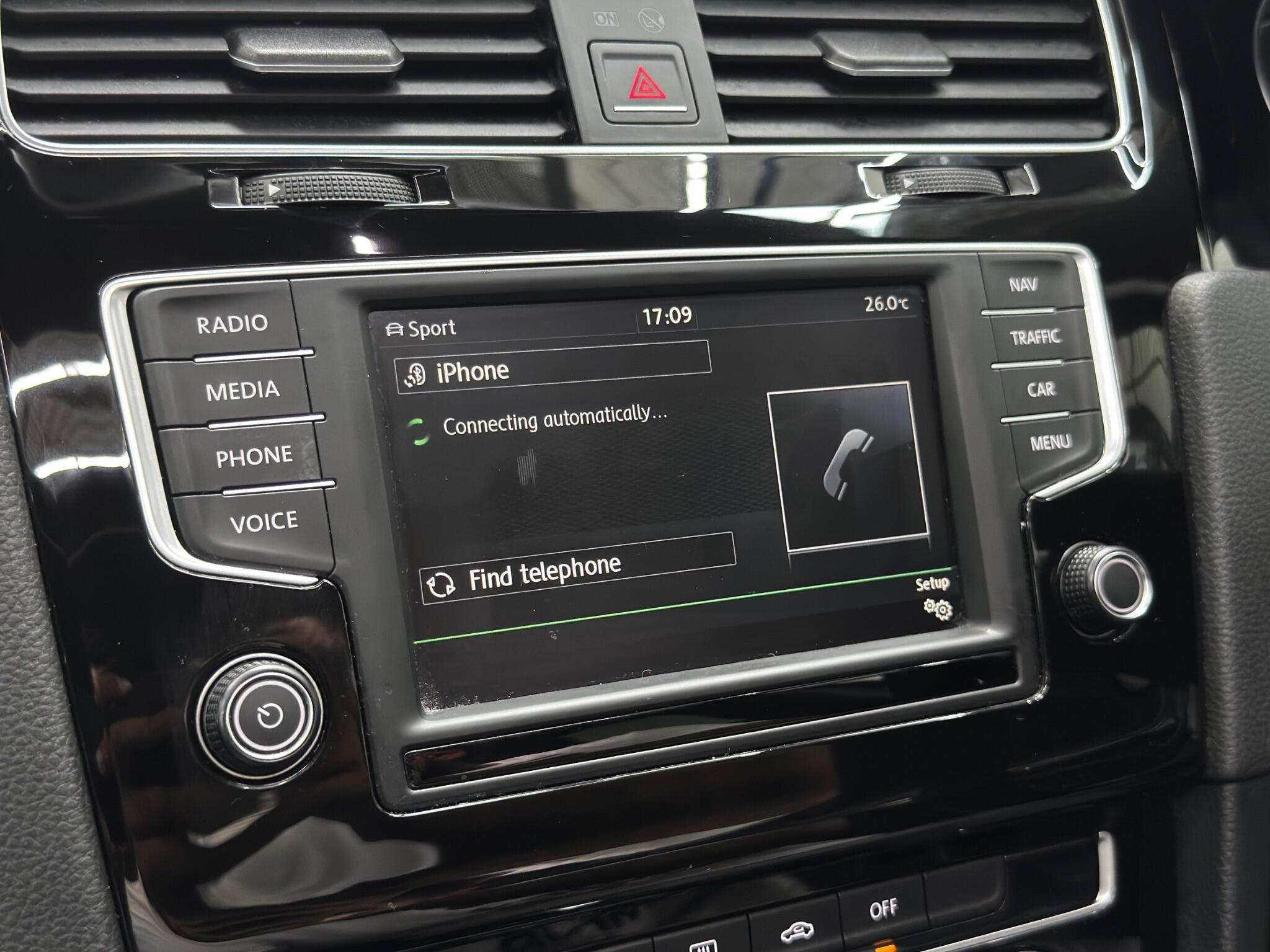 Volkswagen Golf view 38