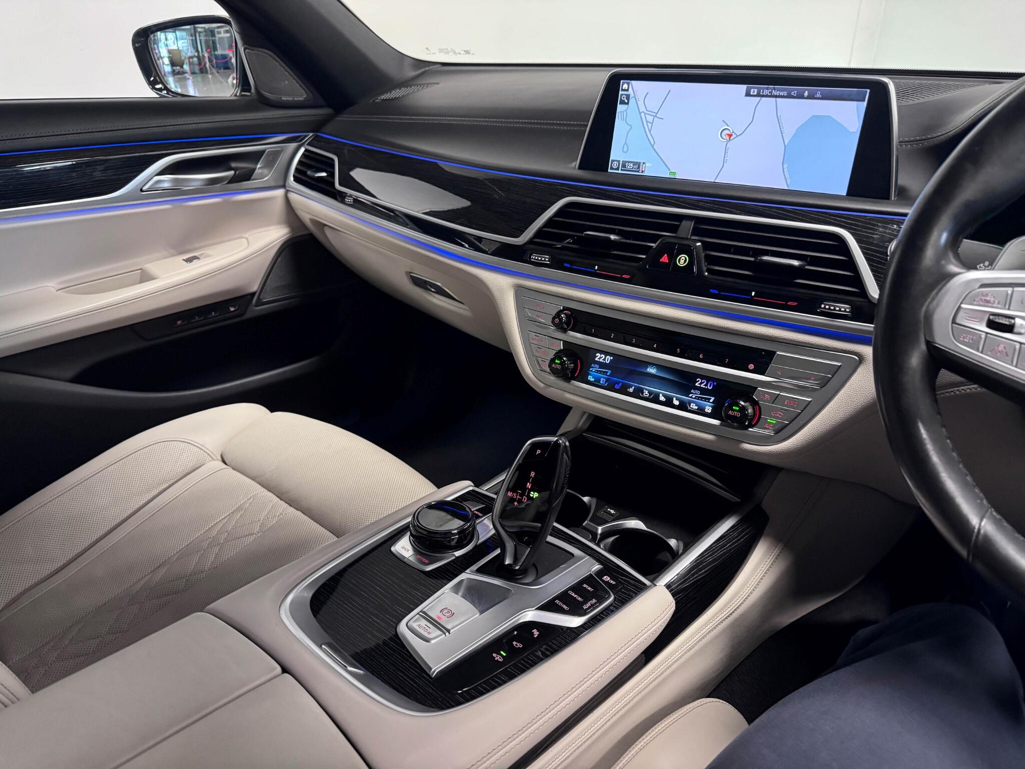 BMW 7 Series view 34