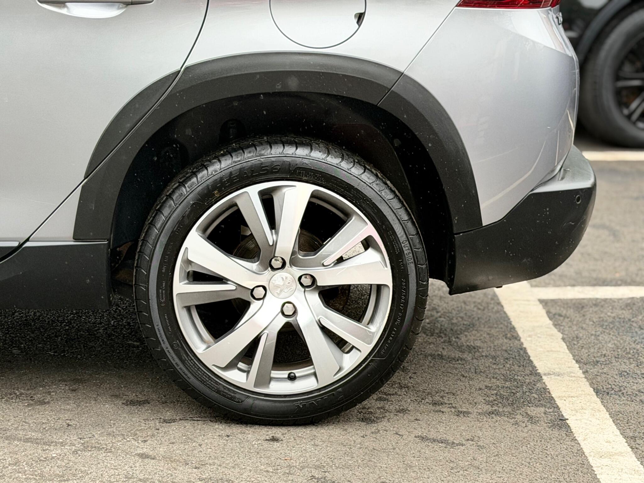 Peugeot 2008 view 74