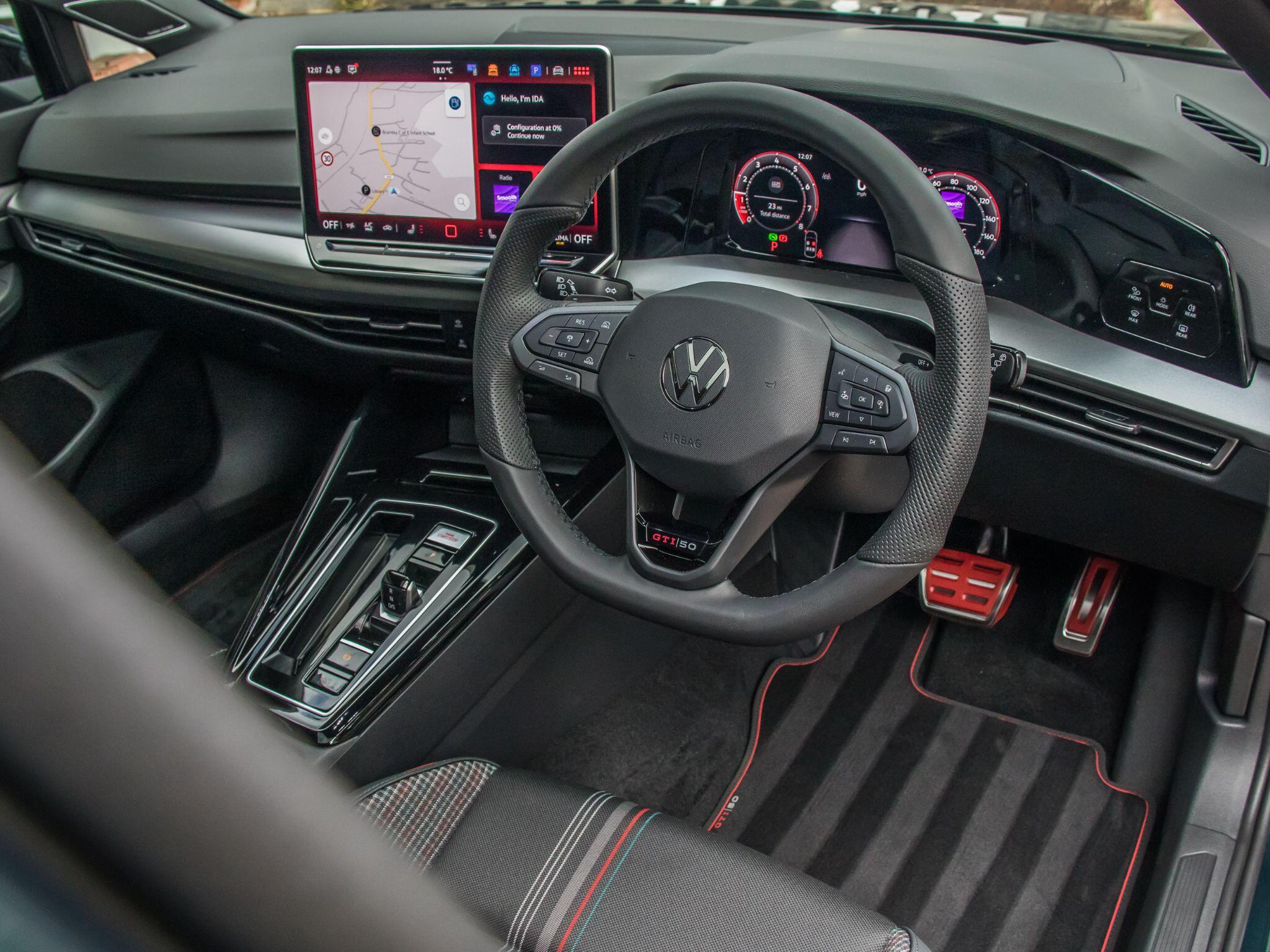 Volkswagen Golf view 22