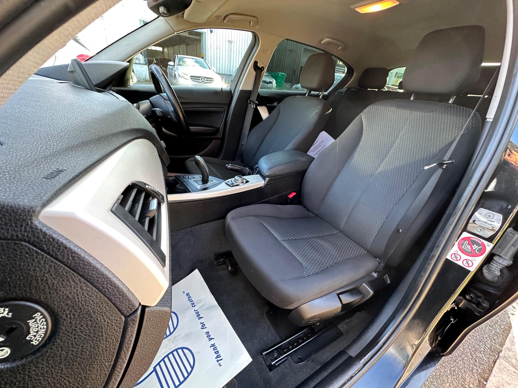 BMW 1 Series view 8