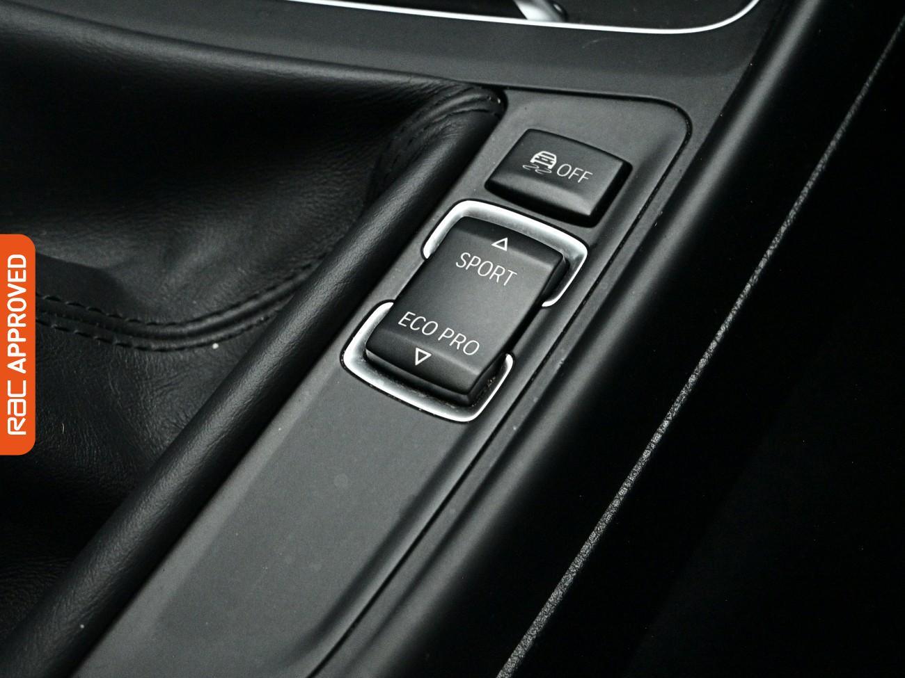 BMW 1 Series view 17