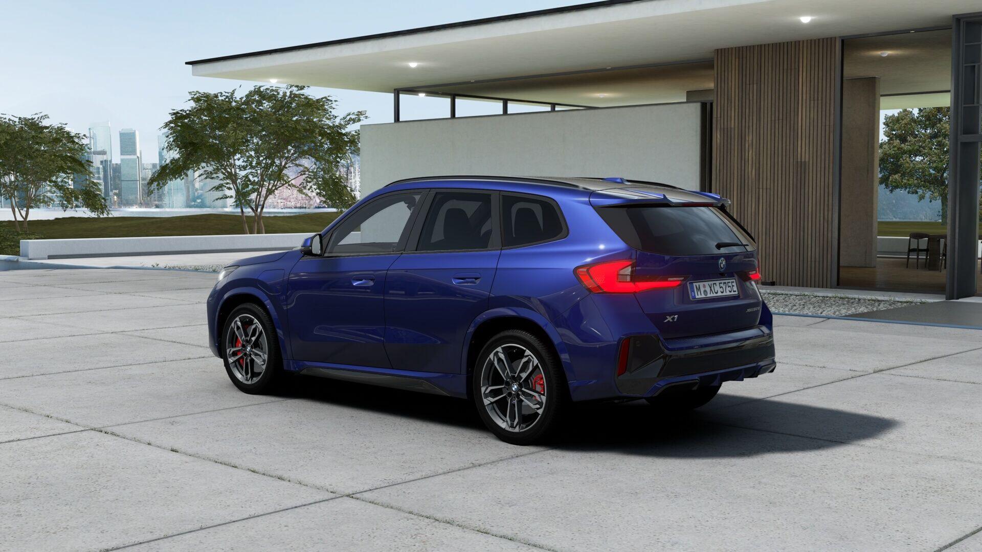 BMW X1 view 3