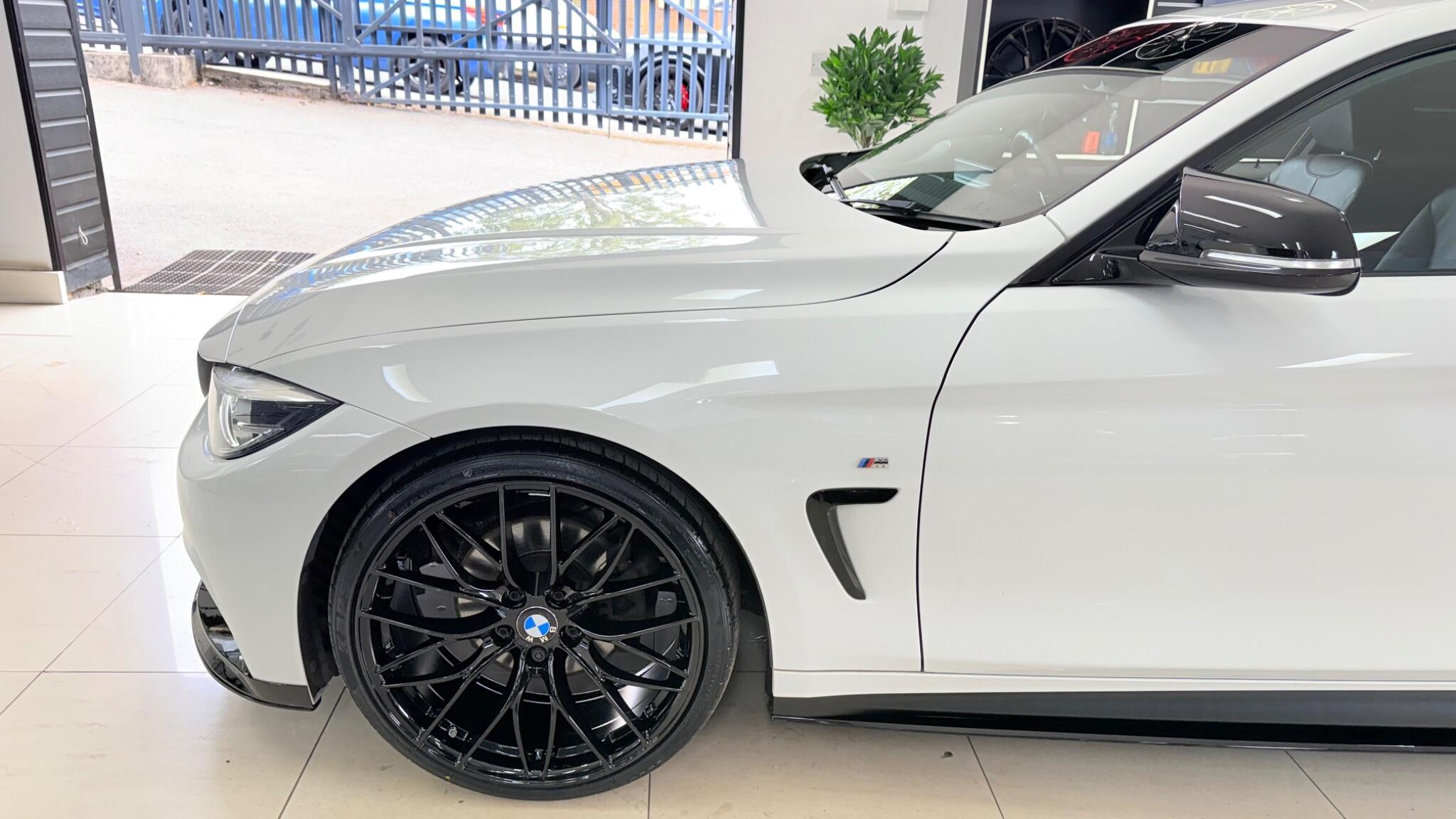 BMW 4 Series view 40