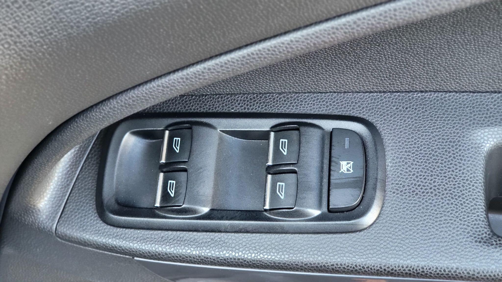 Ford Ecosport view 21