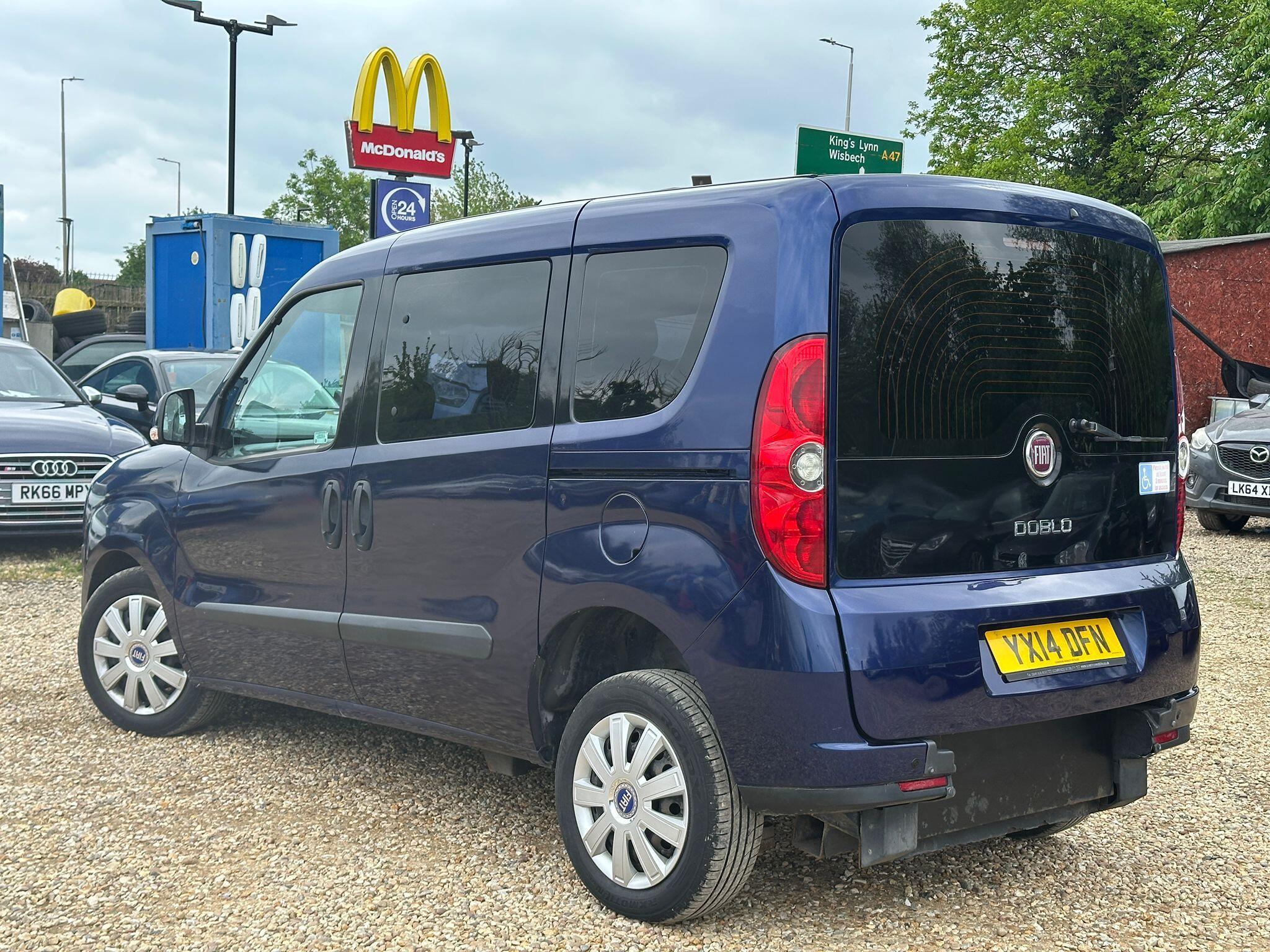 Fiat Doblo view 4
