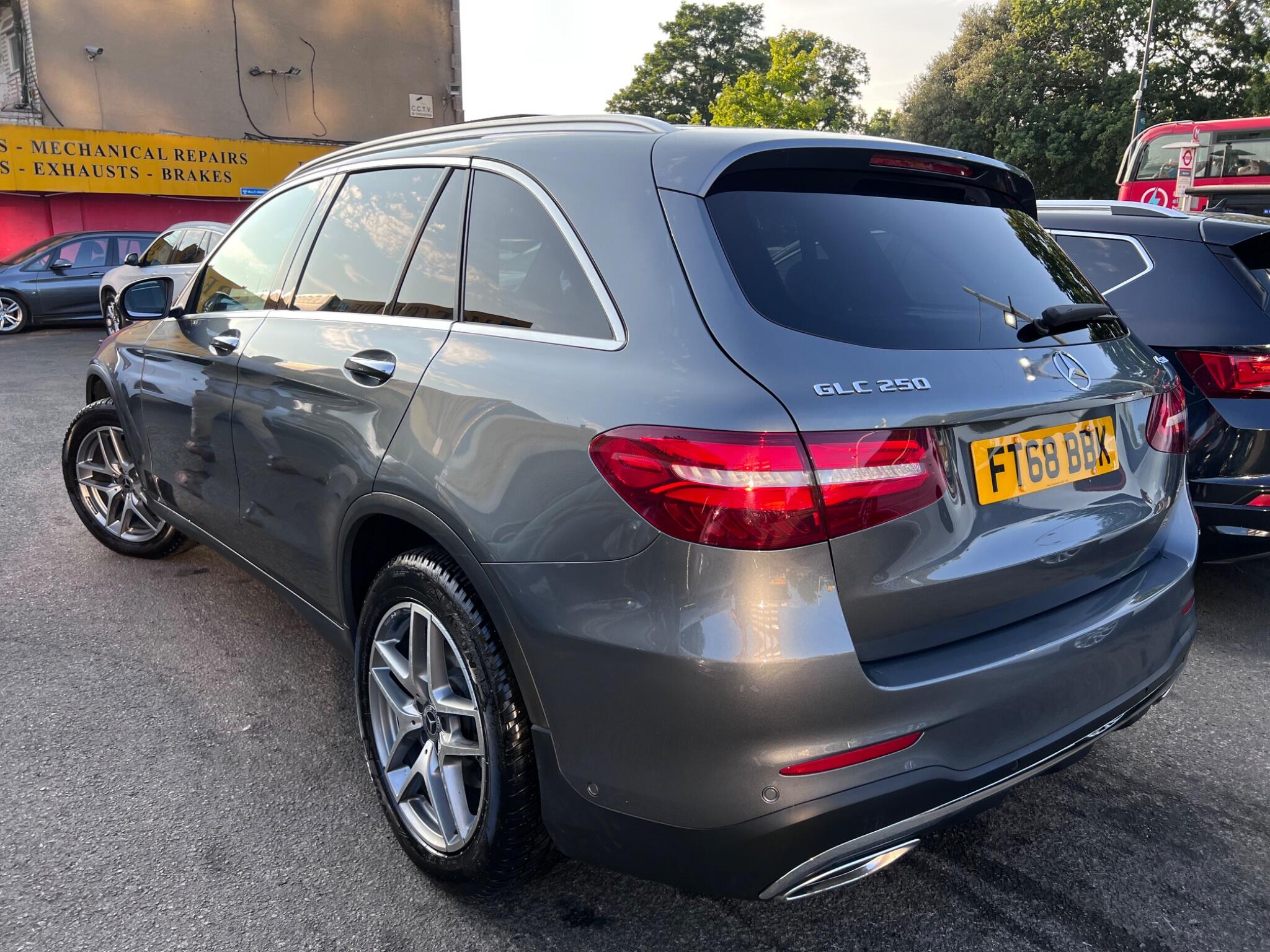 Mercedes-Benz GLC view 15