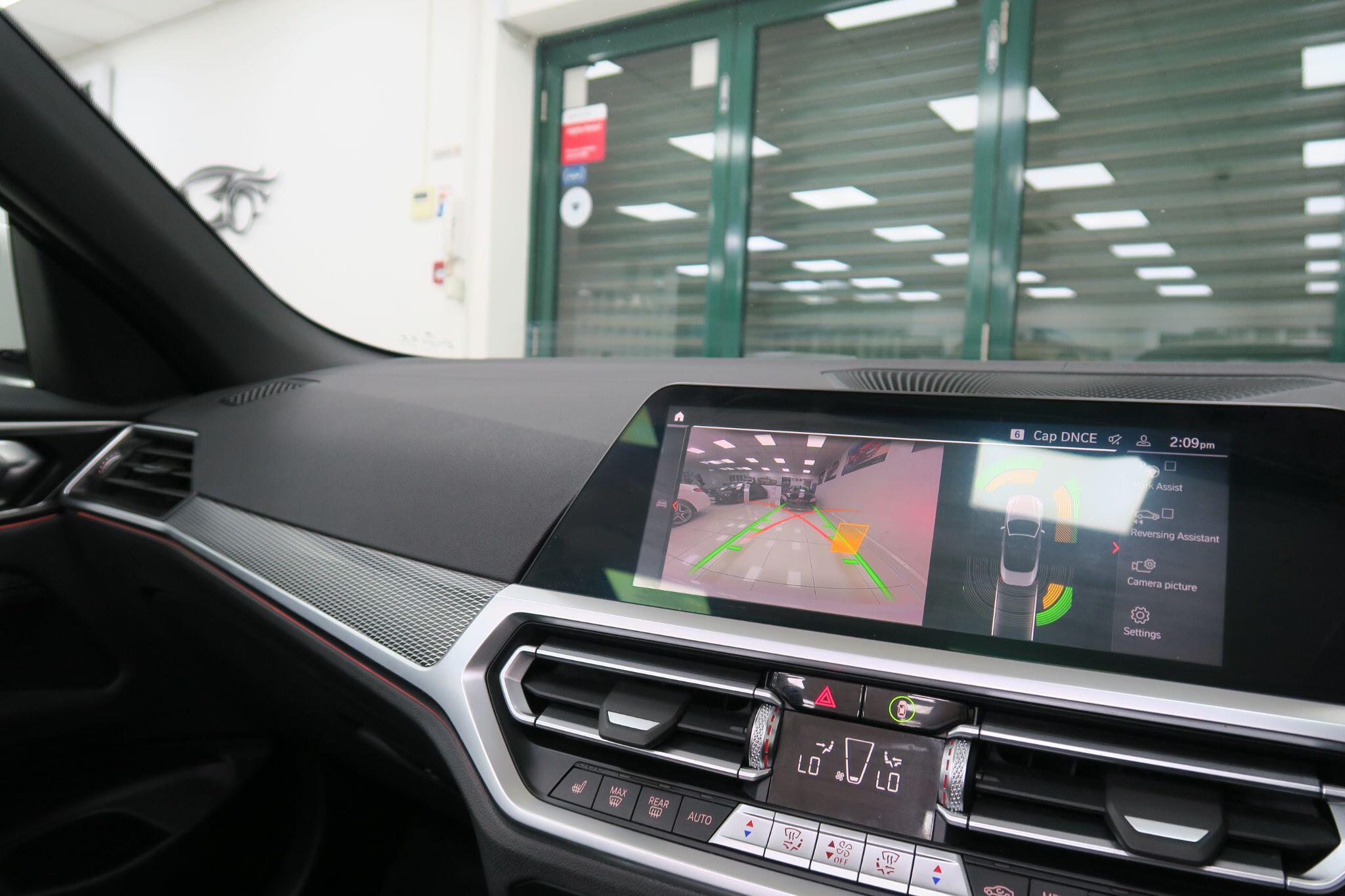BMW 4 Series view 16
