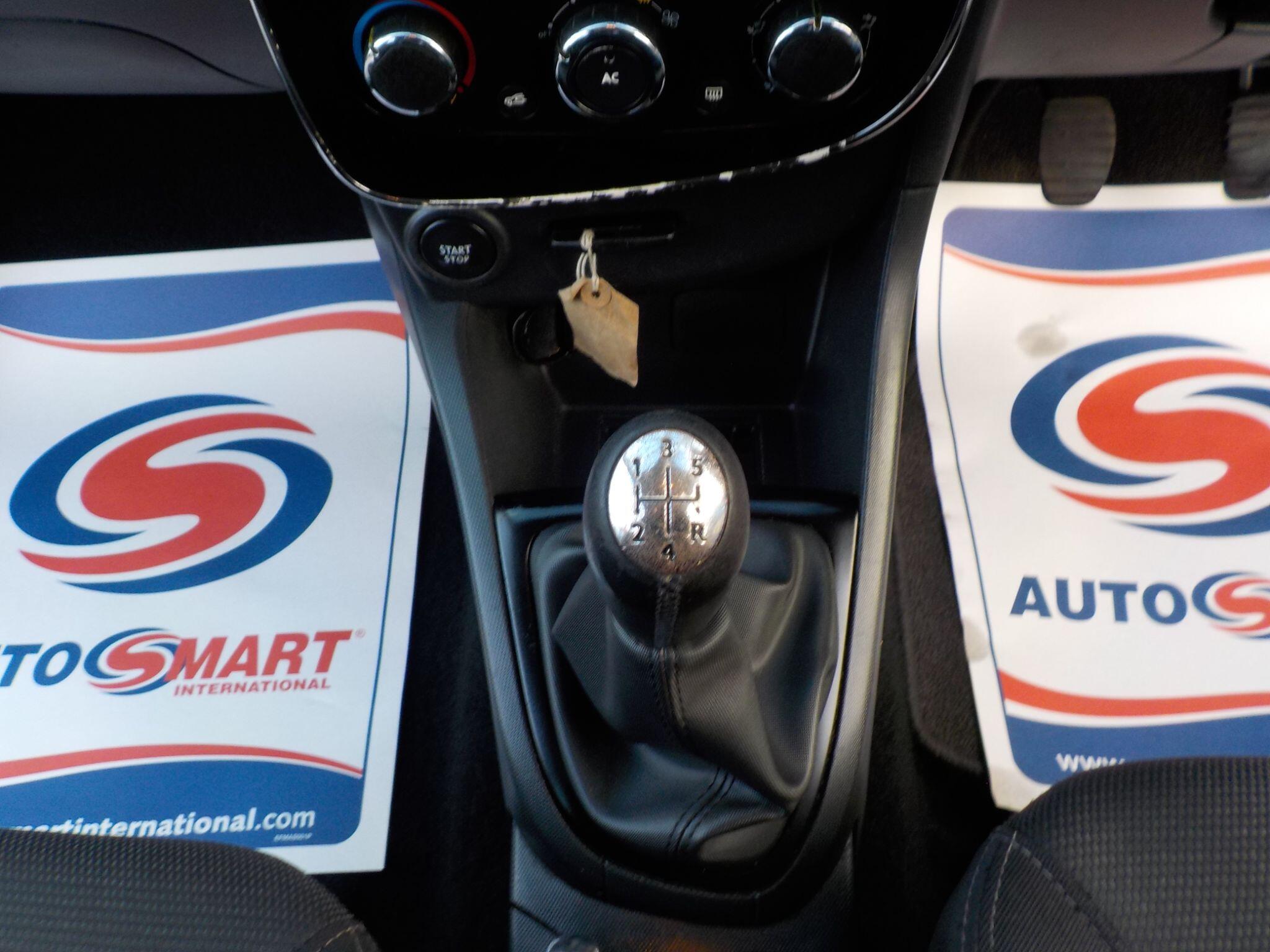 Renault Clio 1.5 dCi Dynamique MediaNav Euro 5 (s/s) 5dr