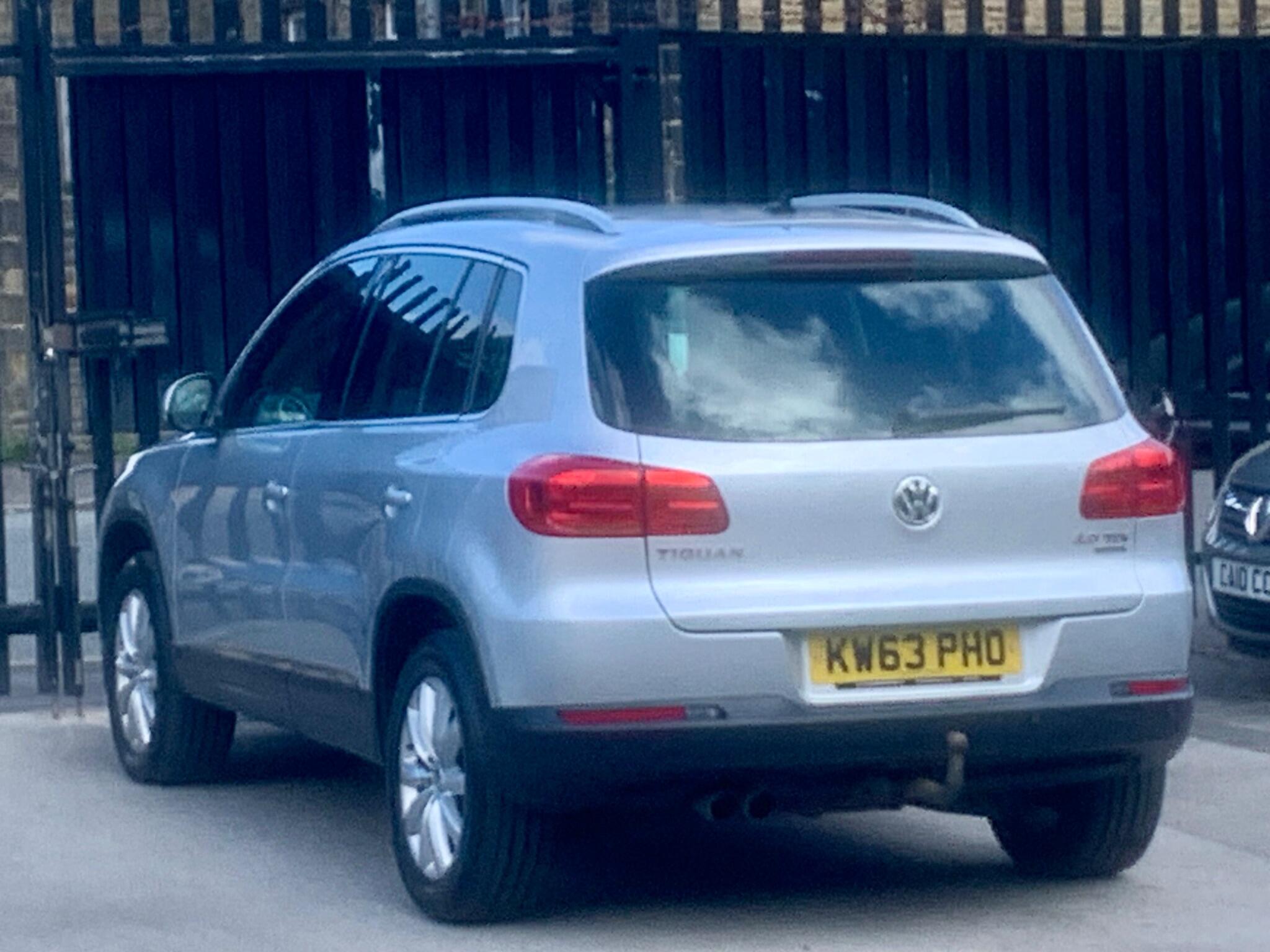 Volkswagen Tiguan view 8