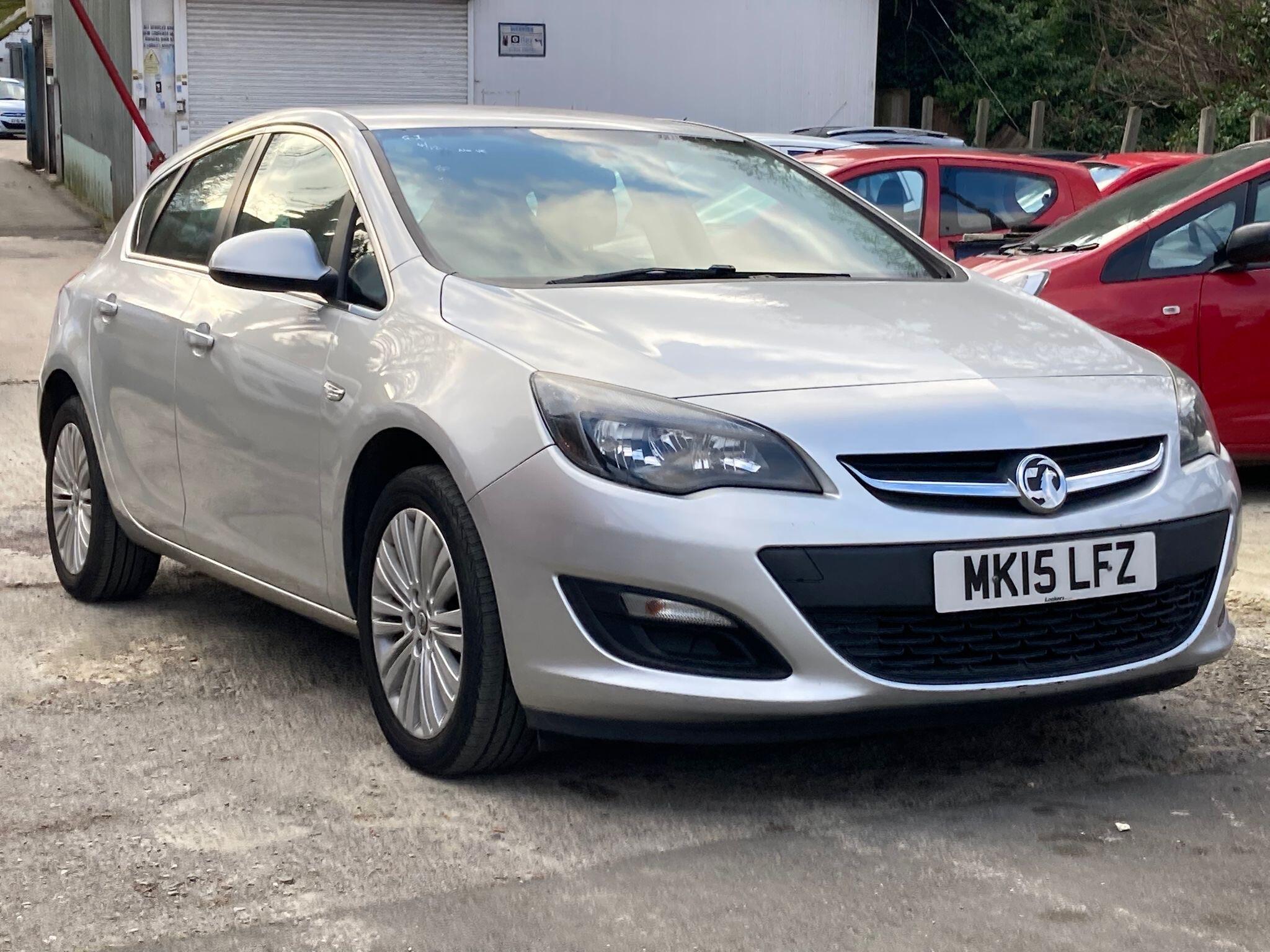 Vauxhall Astra view 13