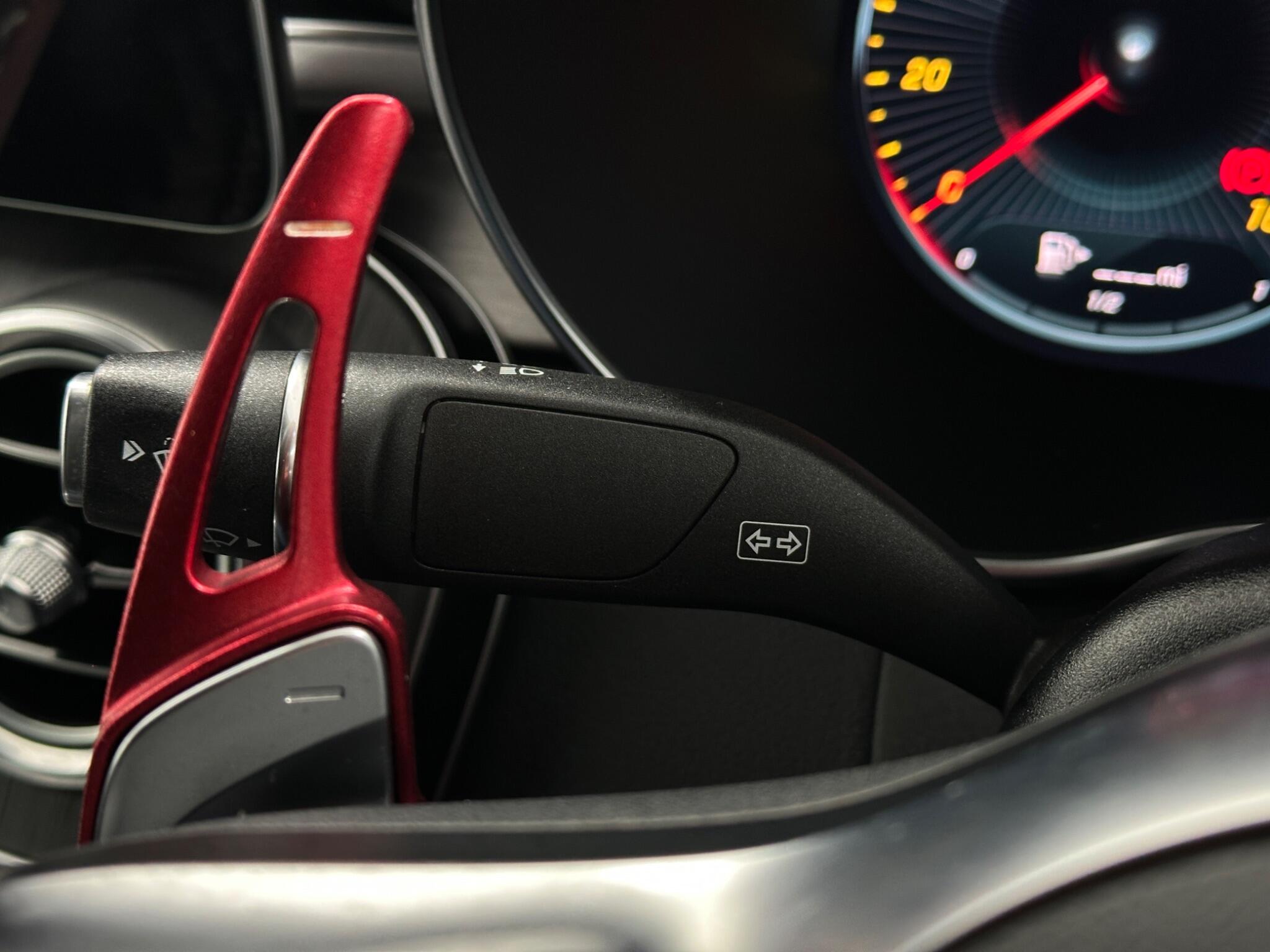 Mercedes-Benz C-Class view 13