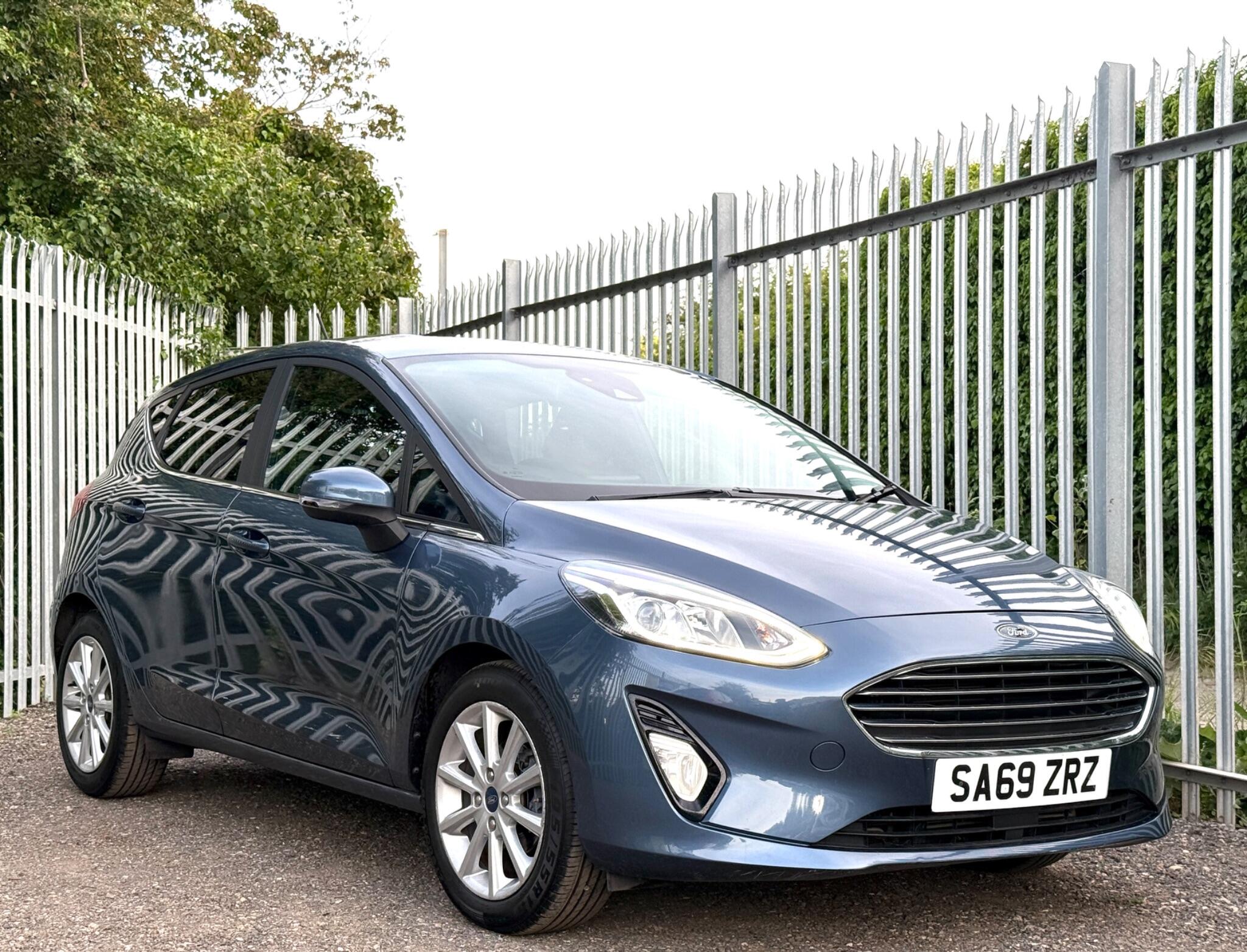 2019 Ford Fiesta image 1