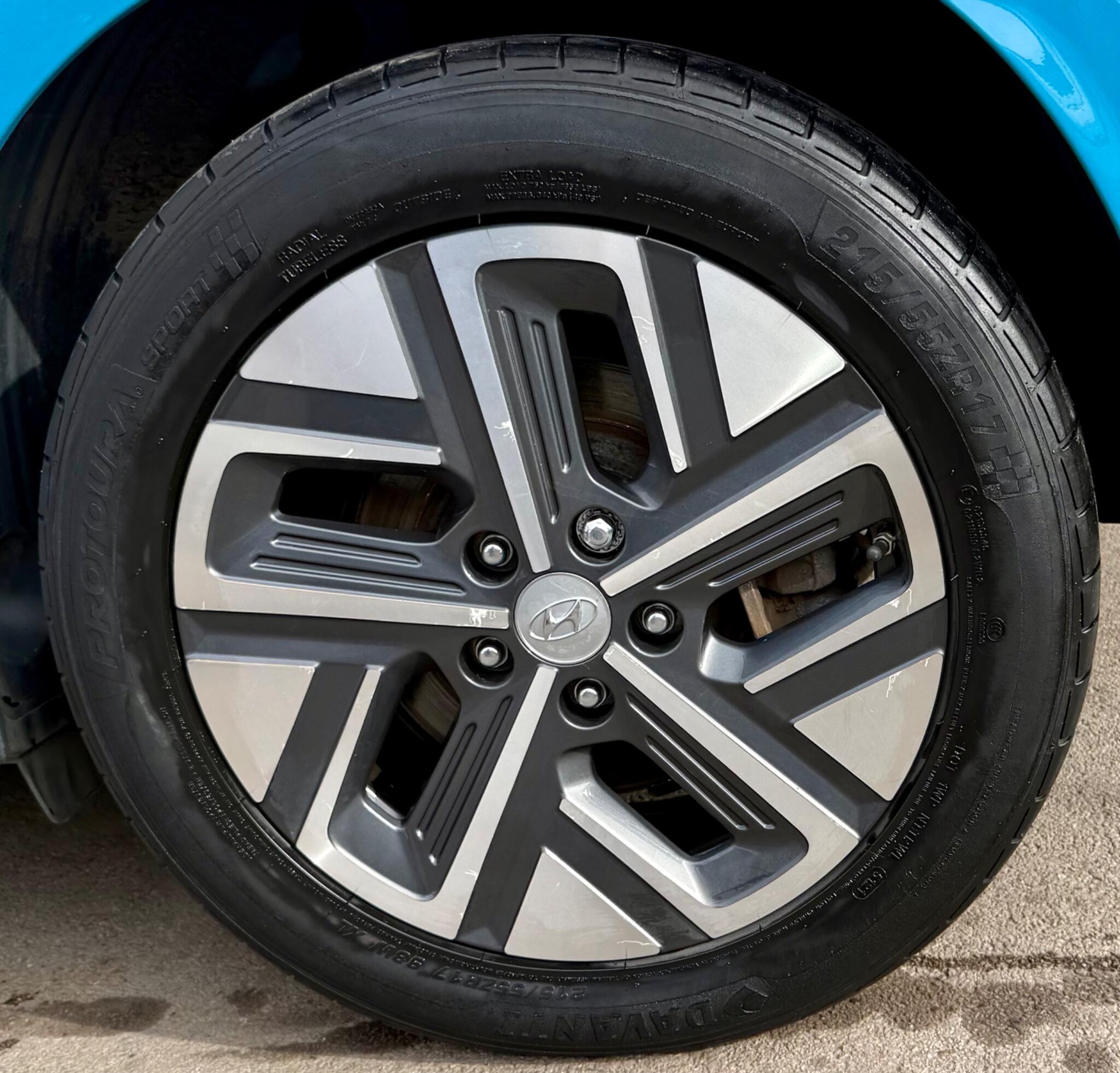 Hyundai Kona view 20