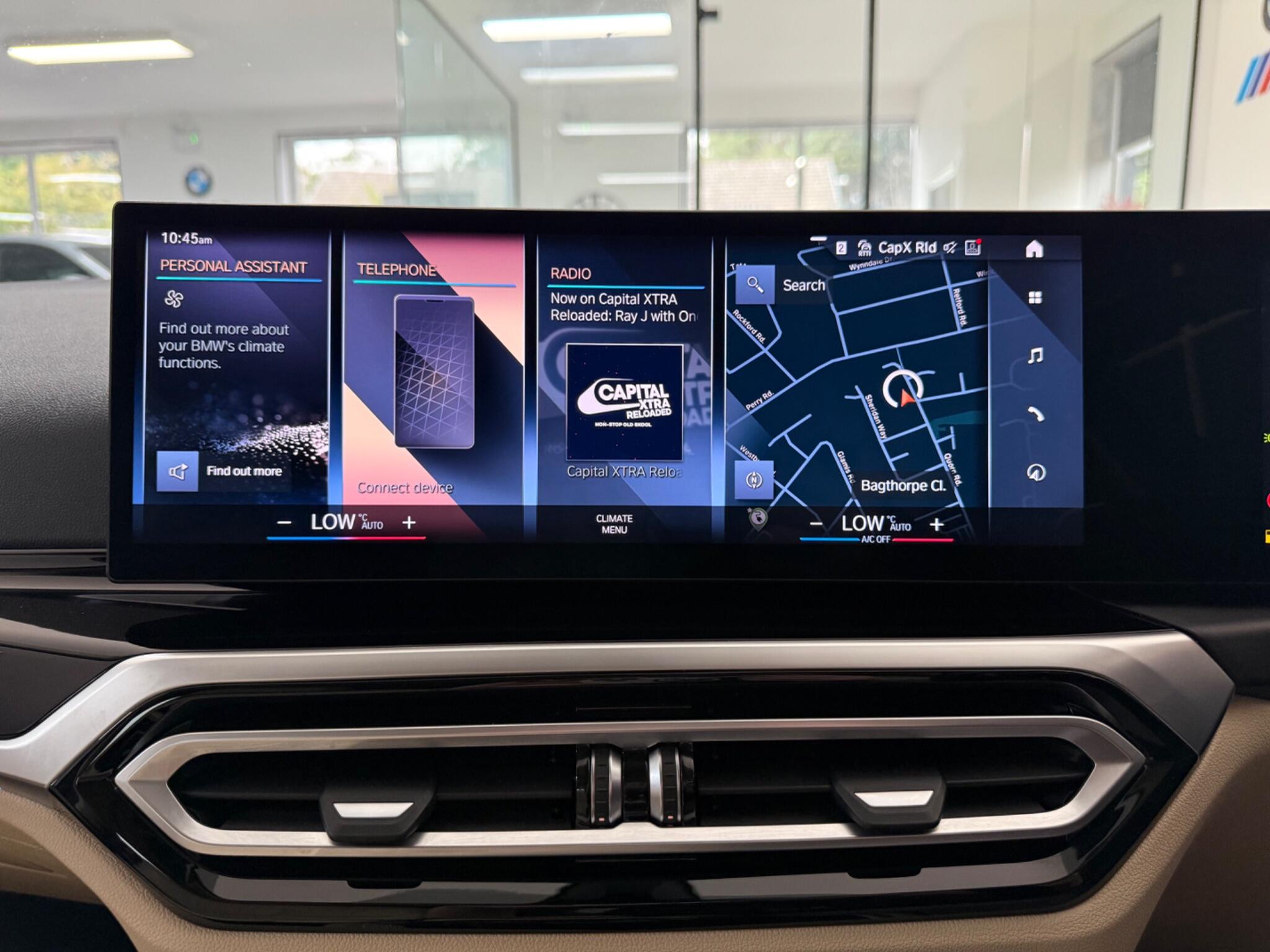 BMW 3 Series view 16