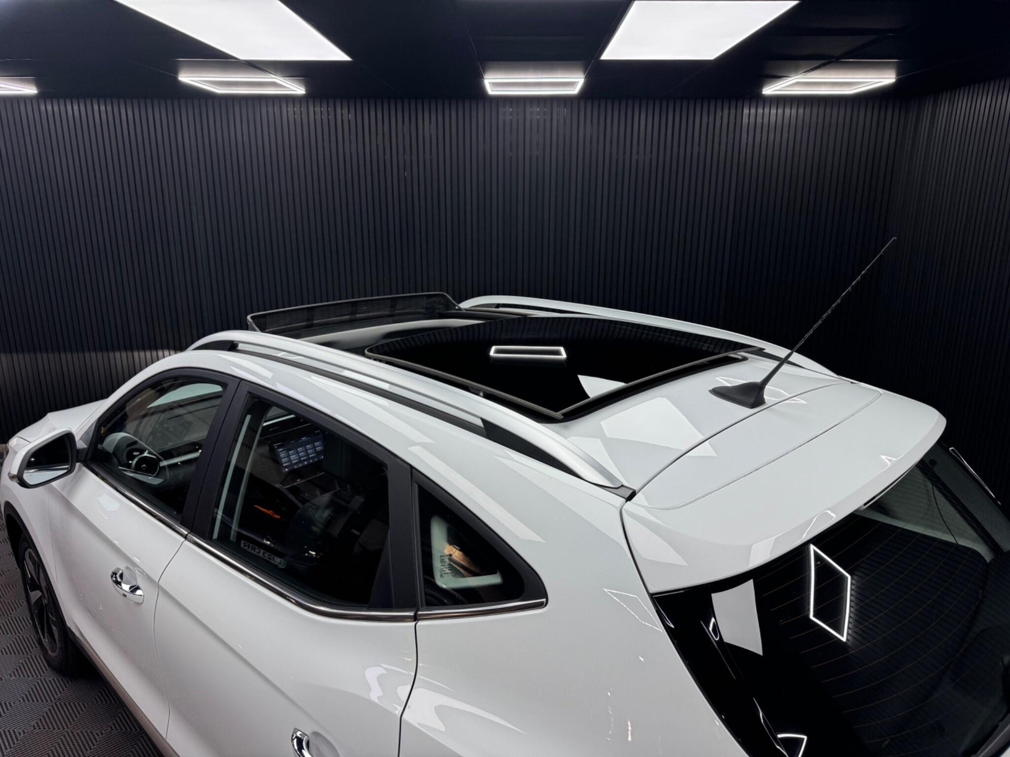 MG ZS view 26