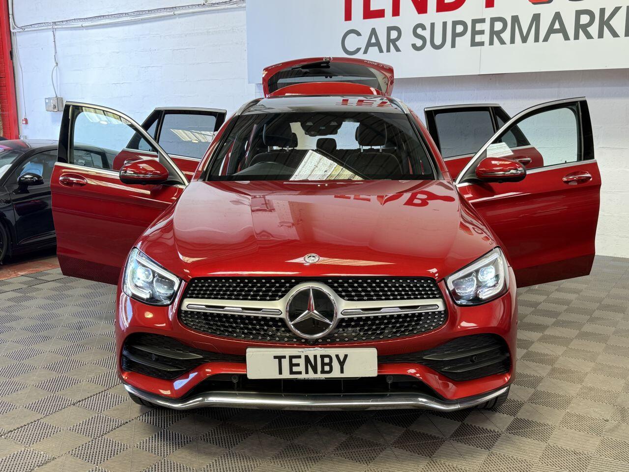 Mercedes-Benz GLC view 12
