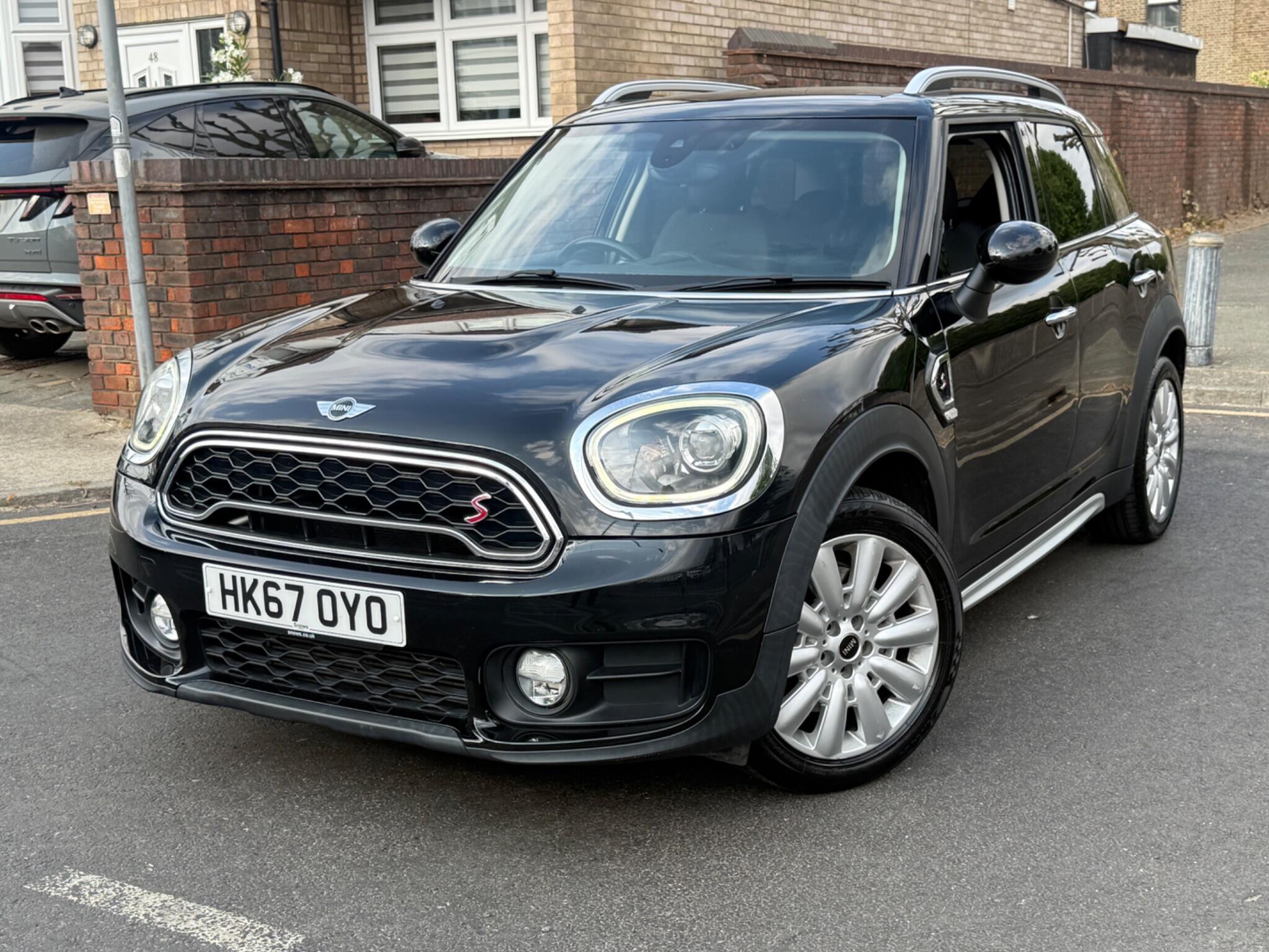 Mini Countryman view 3