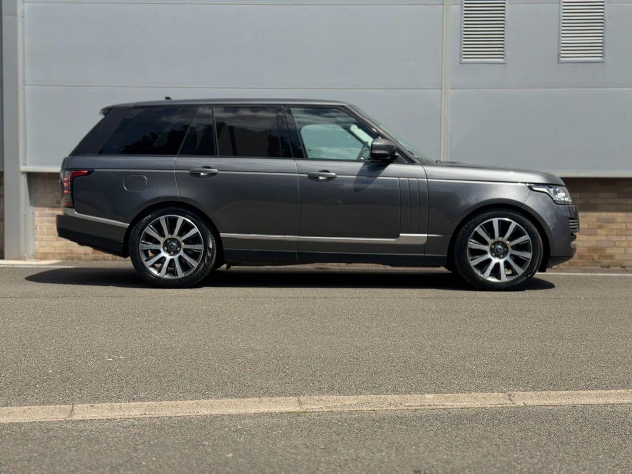 Land Rover Range Rover view 5