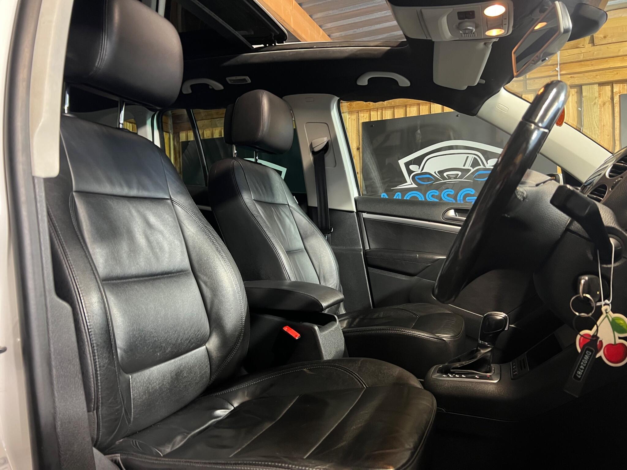 Volkswagen Tiguan view 15