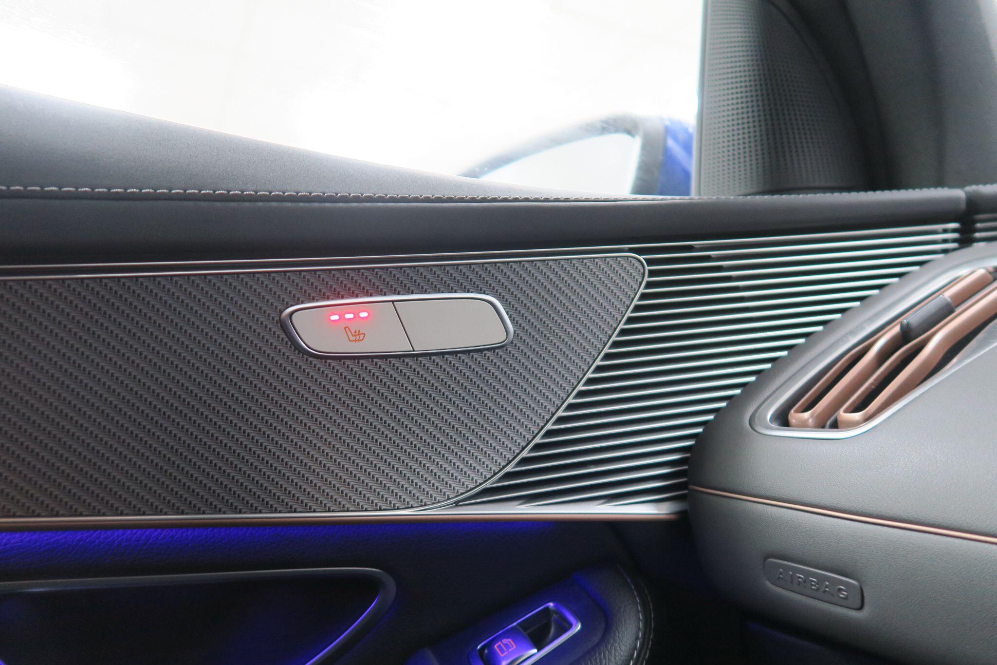 Mercedes-Benz EQC view 17