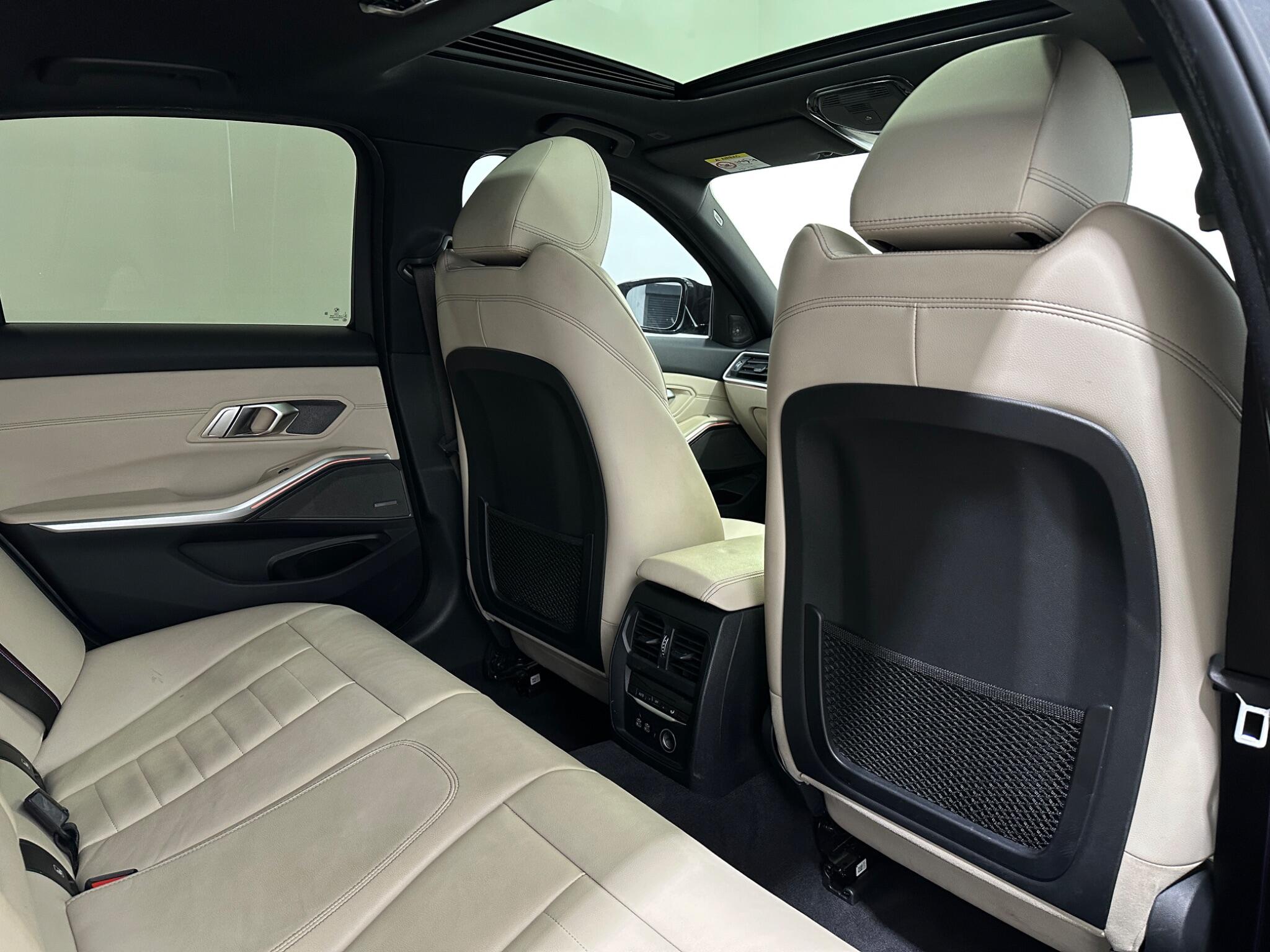 BMW 3 Series view 43