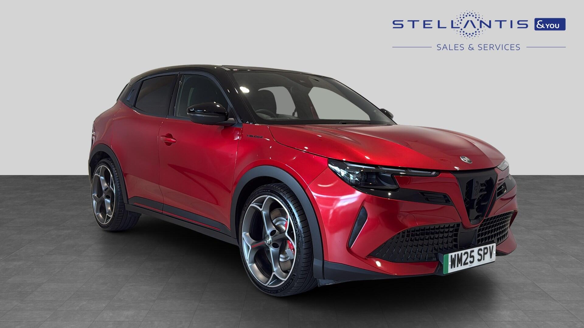 2025 Alfa Romeo Junior