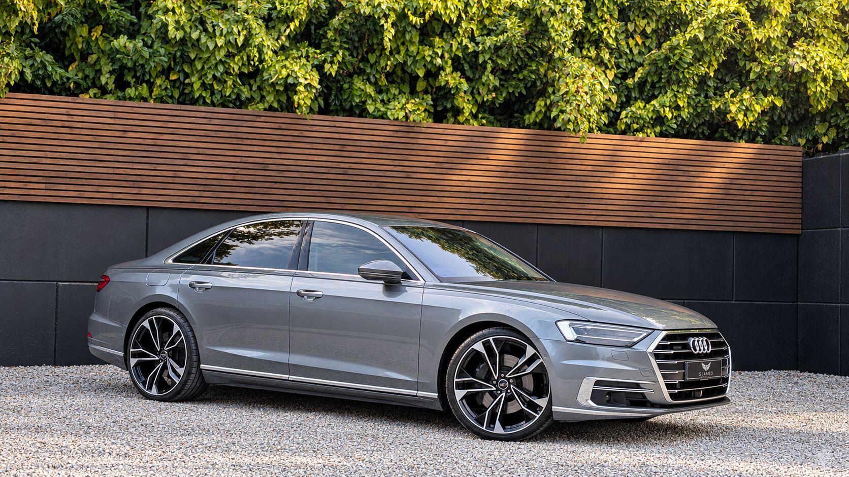 Audi A8 view 4