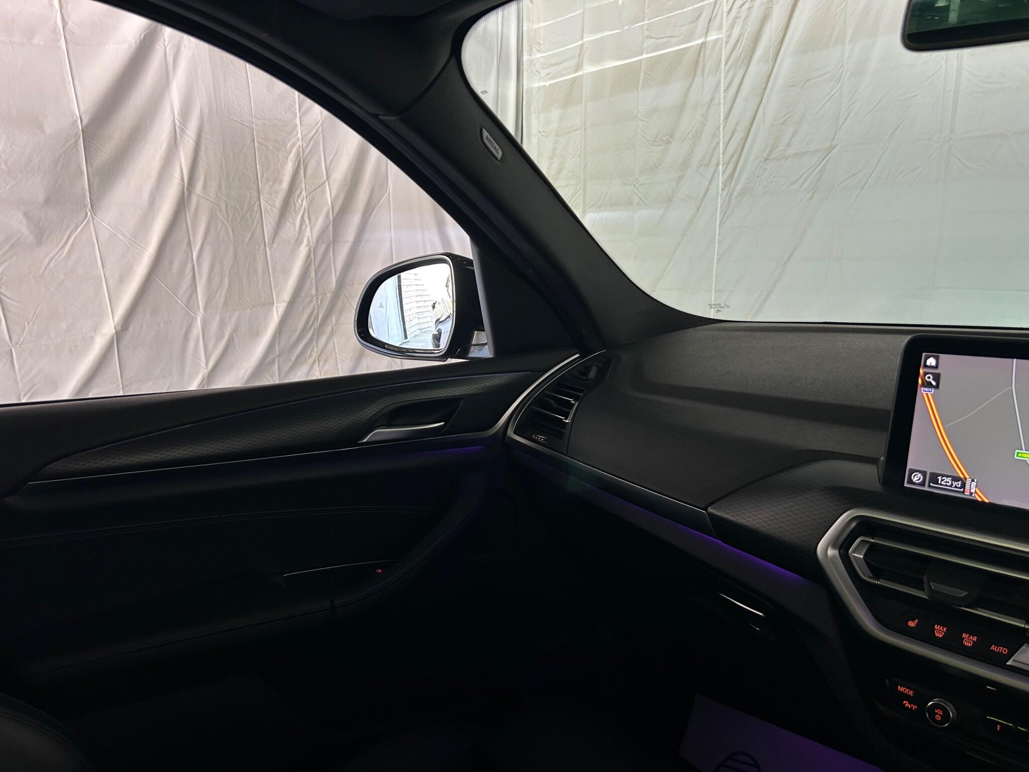 BMW X3 view 19