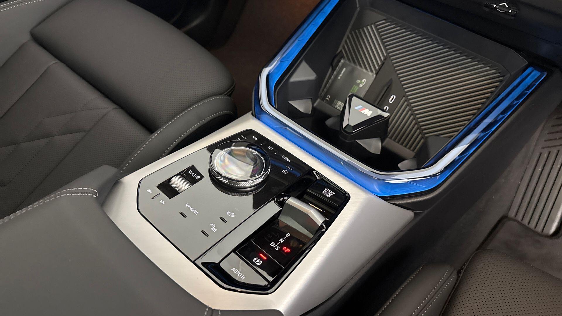 BMW X3 view 10
