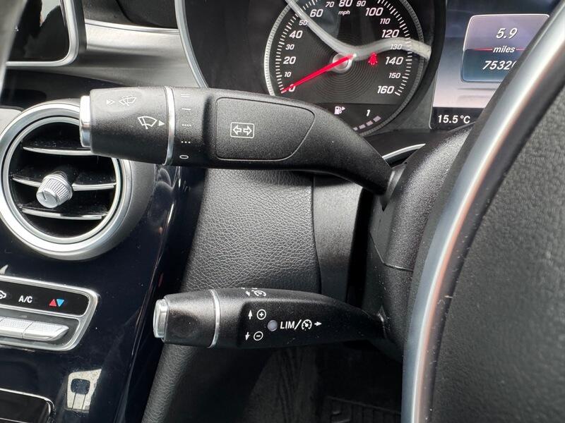 Mercedes-Benz C Class view 35