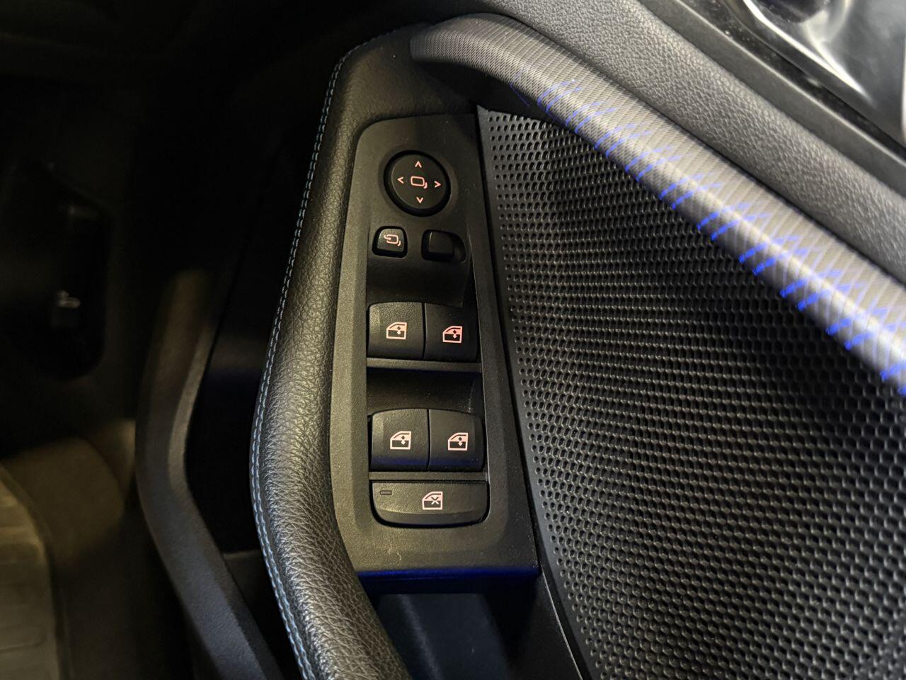 BMW 1 Series view 45