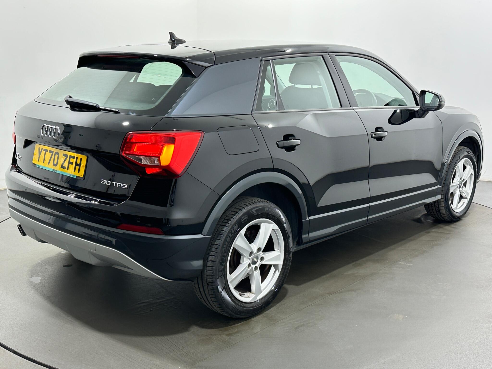 Audi Q2 view 52