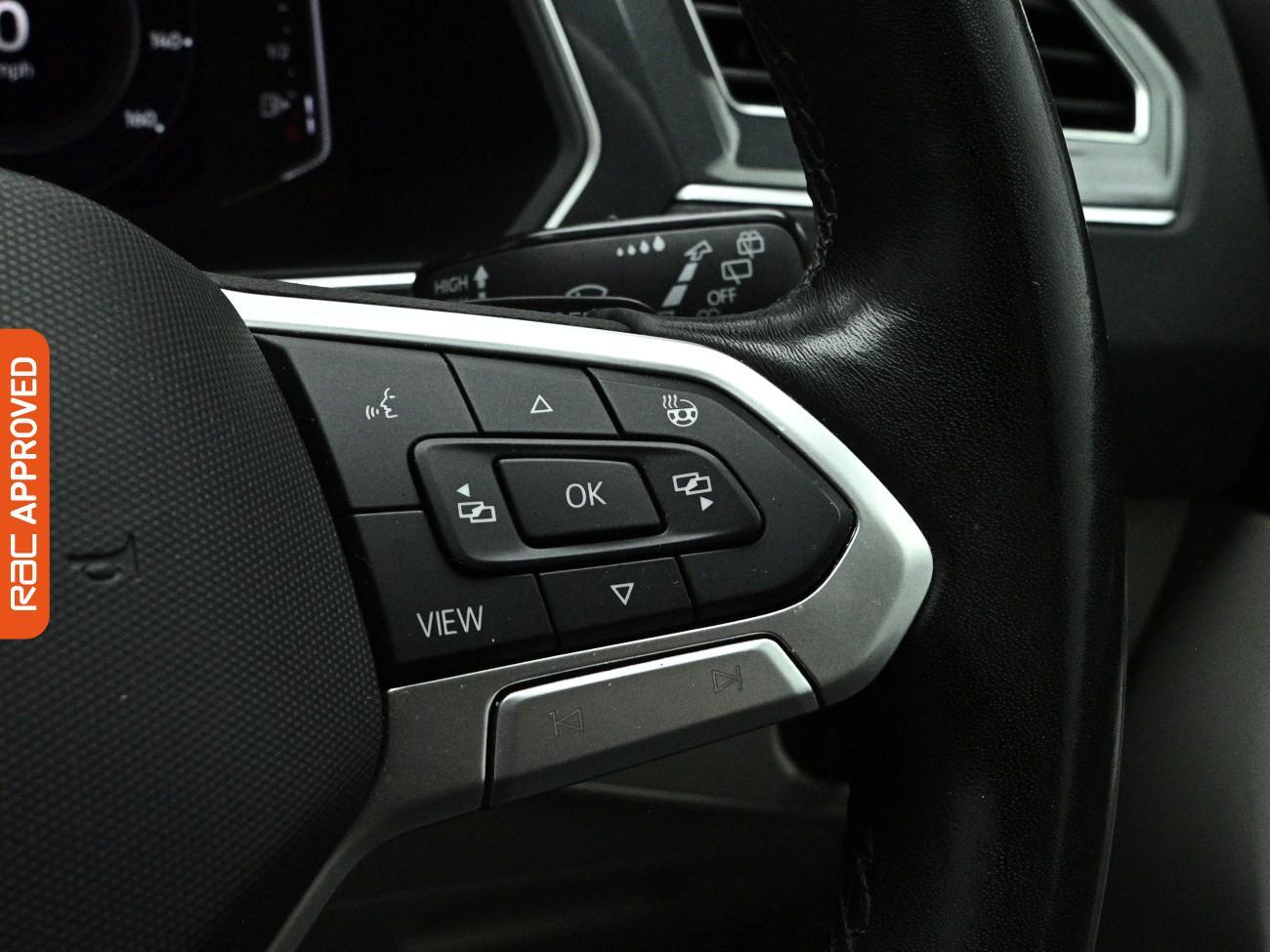 Volkswagen Tiguan view 24