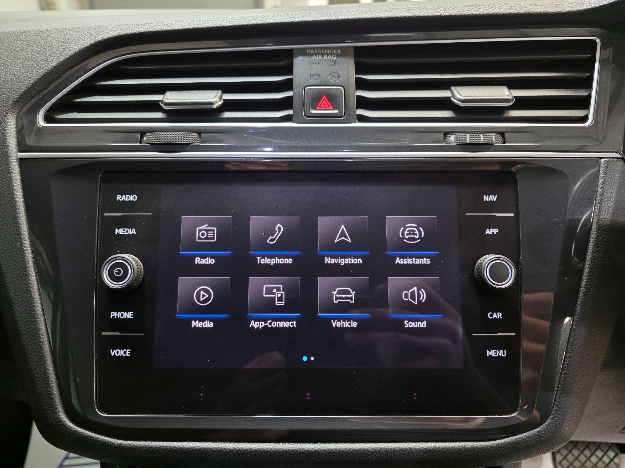 Volkswagen Tiguan view 7