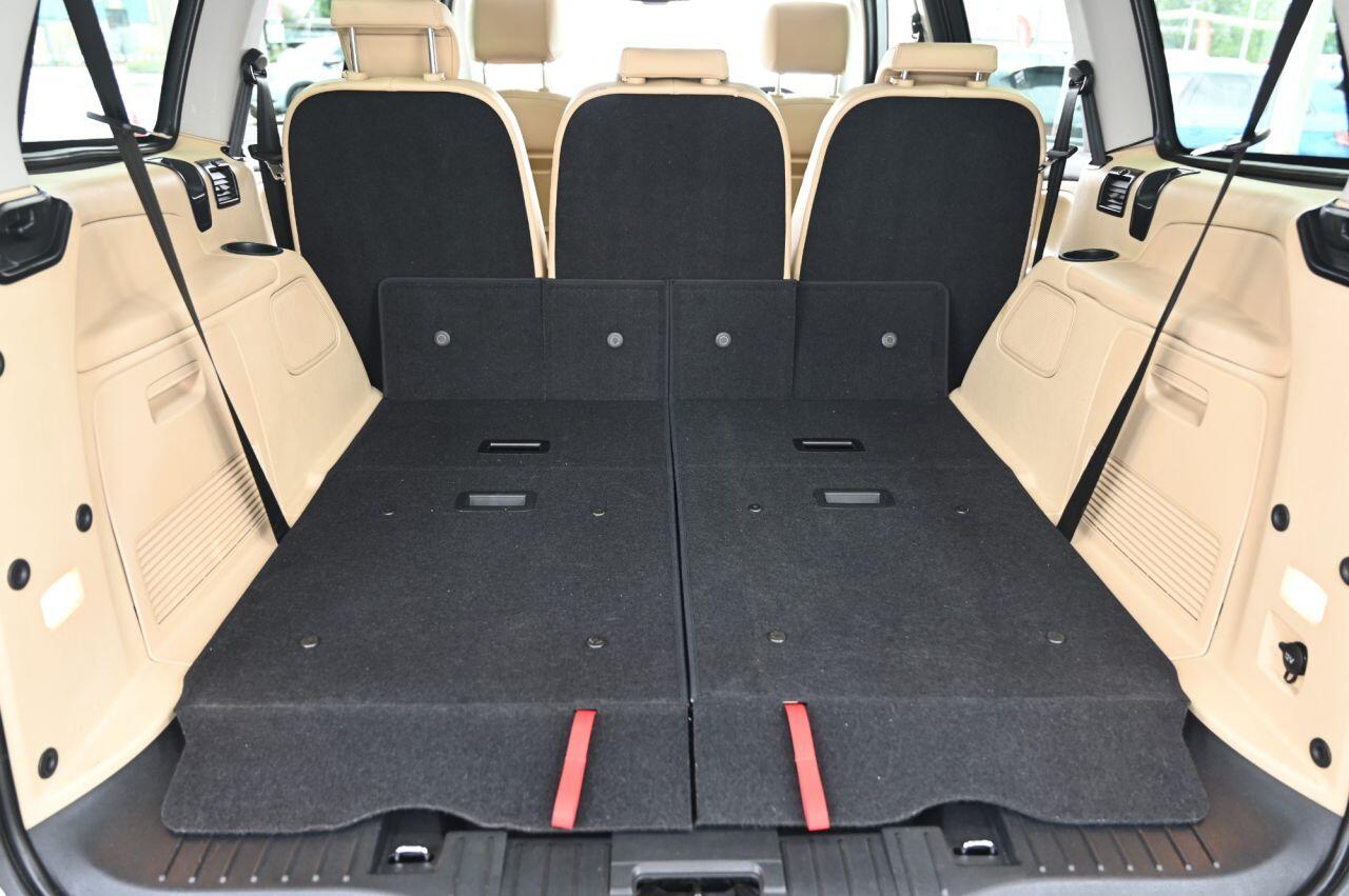 Ford Galaxy view 9