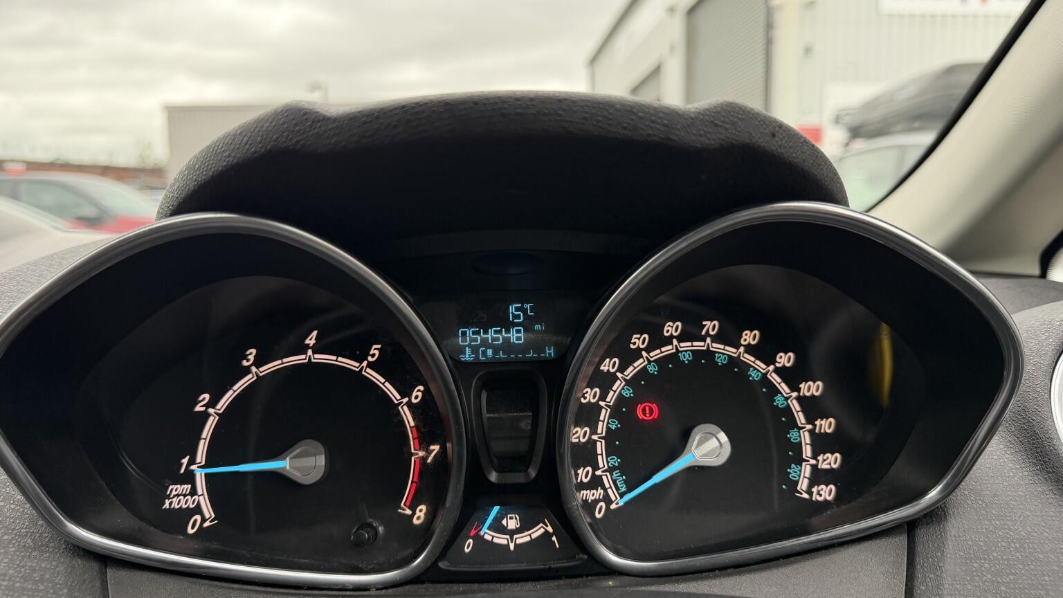 Ford Fiesta view 32