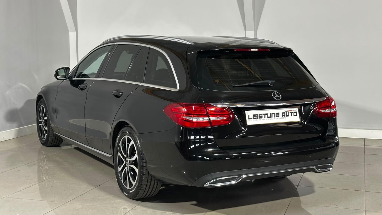Mercedes-Benz C Class view 5
