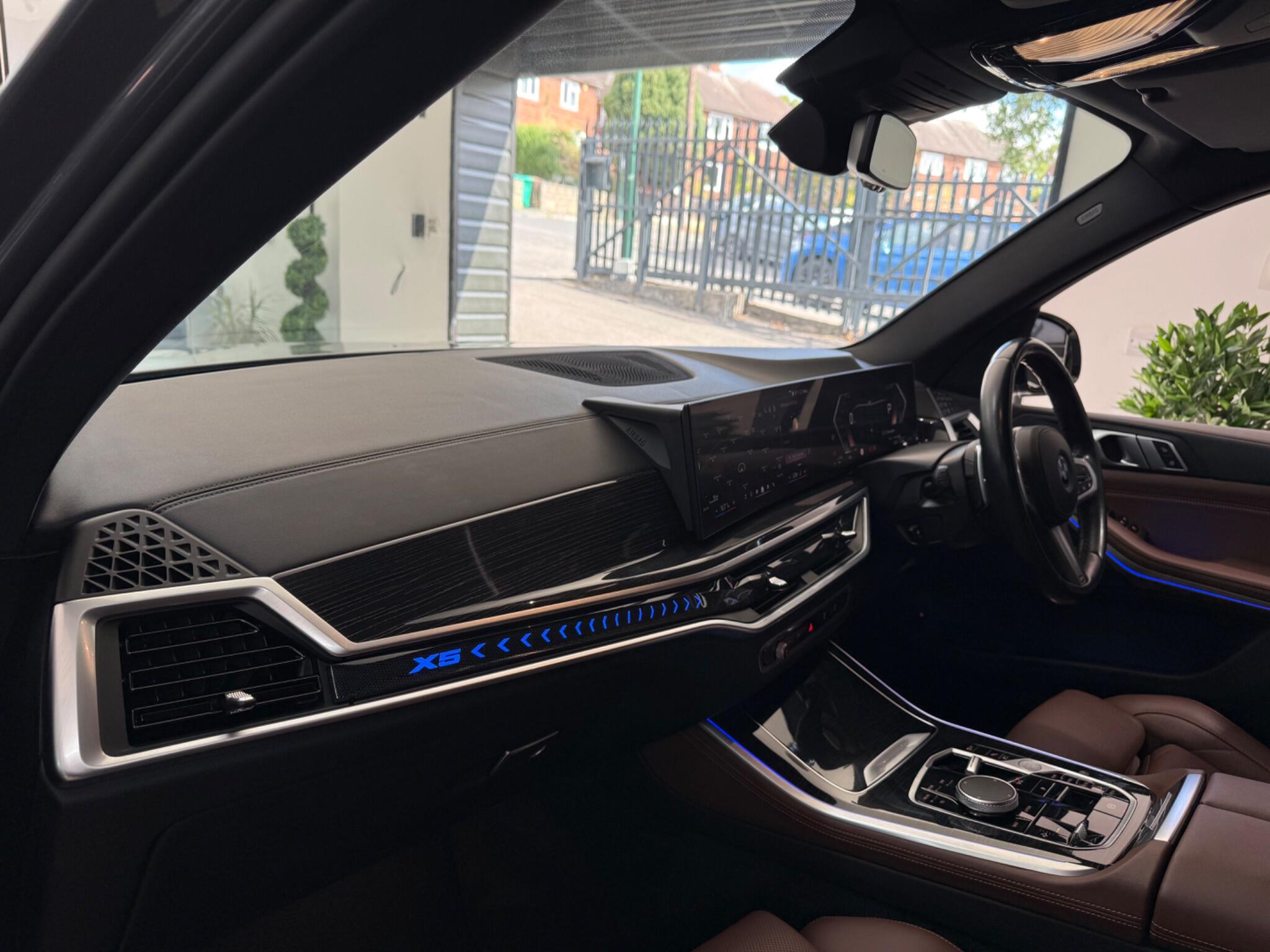 BMW X5 view 41