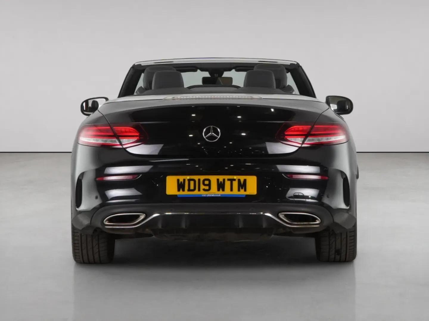 Mercedes-Benz C-Class view 8