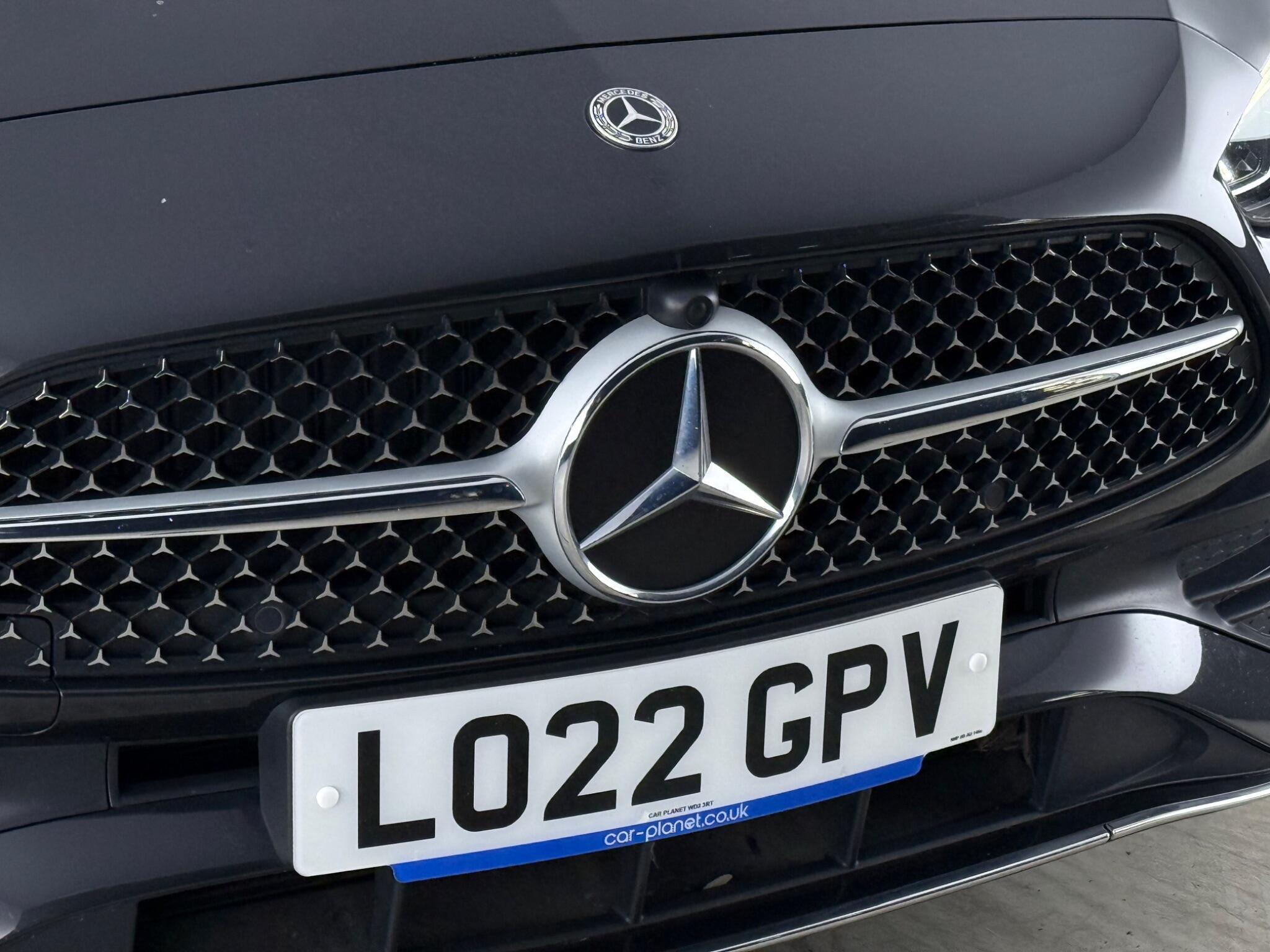 Mercedes-Benz C-Class view 52