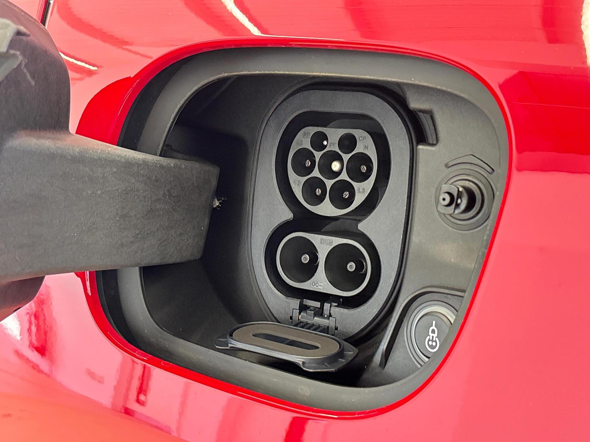 Porsche Macan view 49