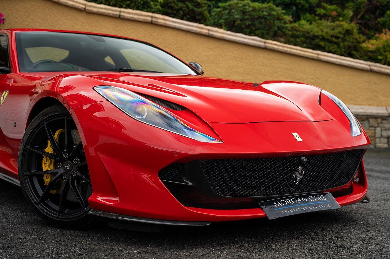 Ferrari 812 view 29