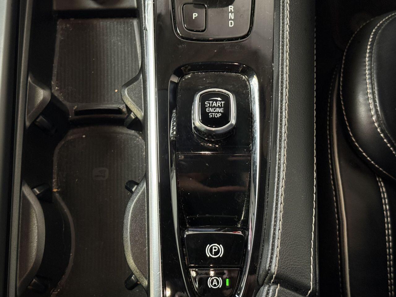 Volvo XC90 view 58