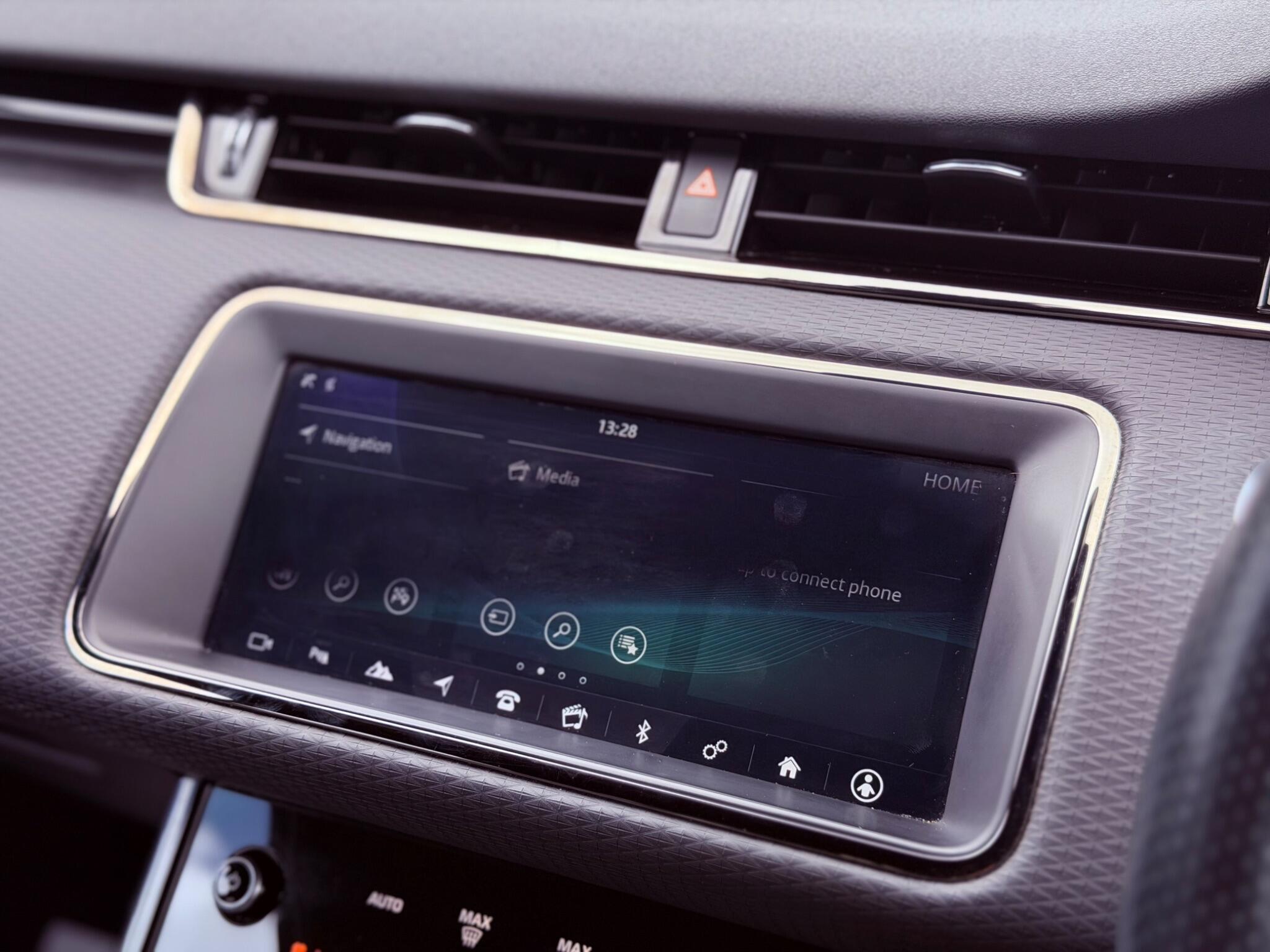 Land Rover Range Rover Evoque view 29